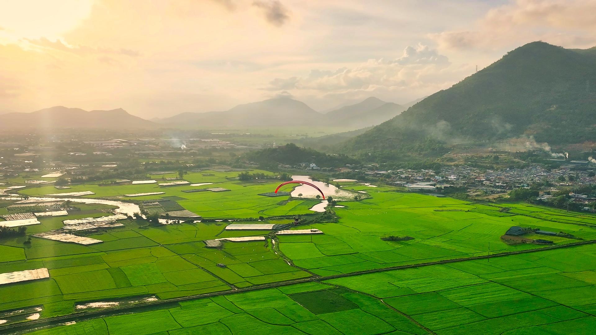 Paramotor Experience in Nha Trang - Thumbnail 5