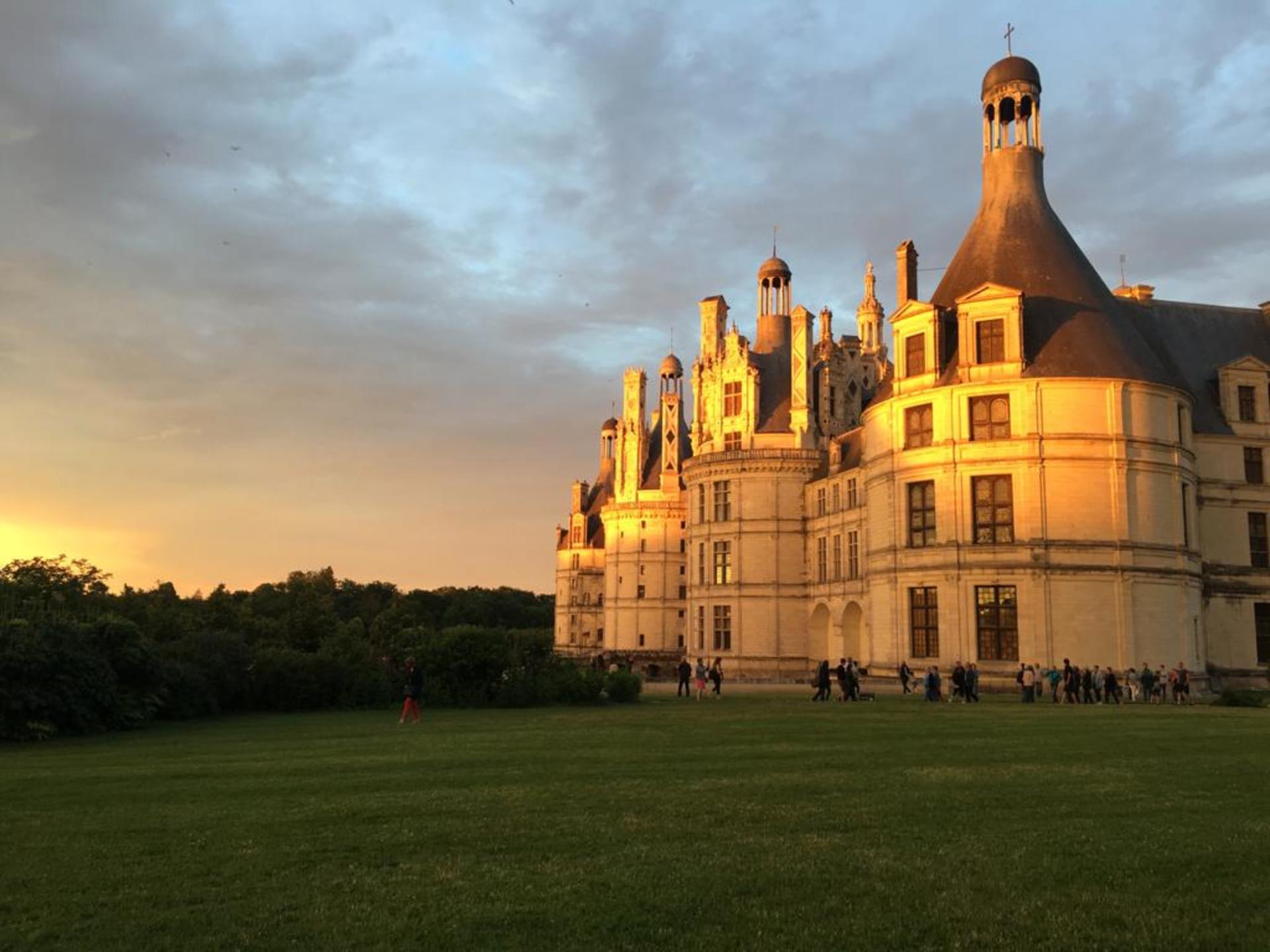 Chambord and Chenonceau Castles Tour from Tours or Amboise - Thumbnail 5