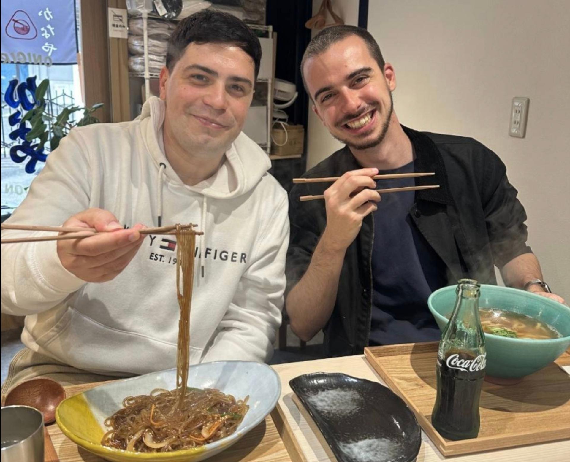 Osaka | Wagyu Sukiyaki & Onigiri Making Experience Class with Recipe - Thumbnail 4