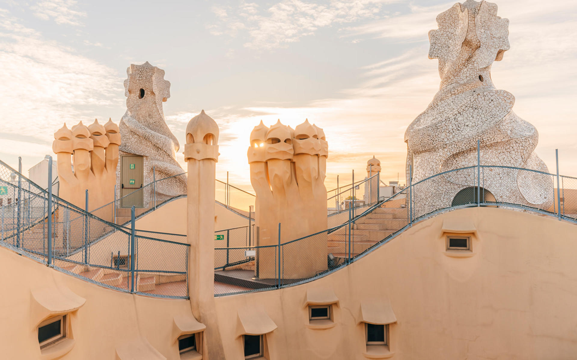 Casa Batllo + La Pedrera (Casa Mila) Entry Tickets with Audio Guide - Thumbnail 8
