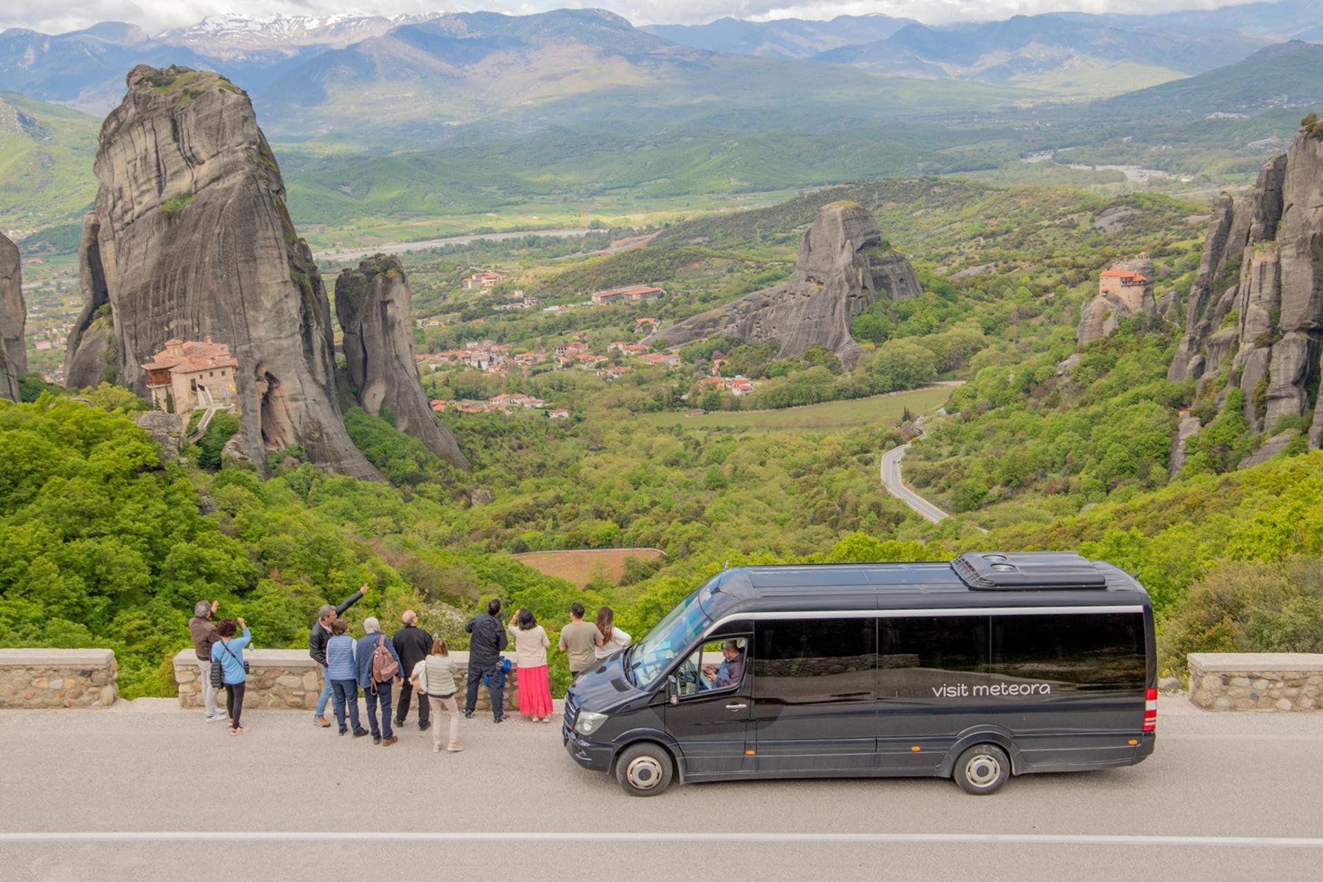 Midday monasteries and hidden caves bus tour in Meteora - Thumbnail 33