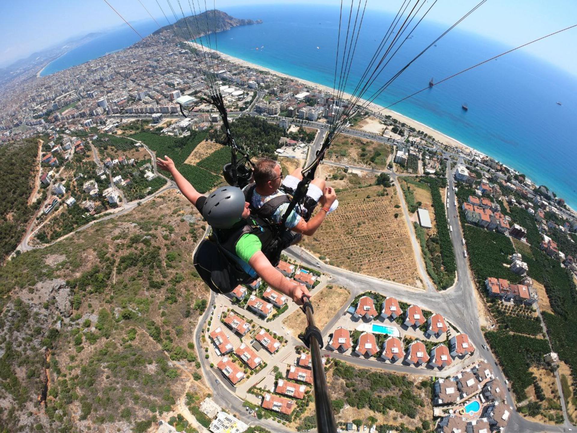 700M Tandem Paragliding in Alanya with Pick-up - Thumbnail 3