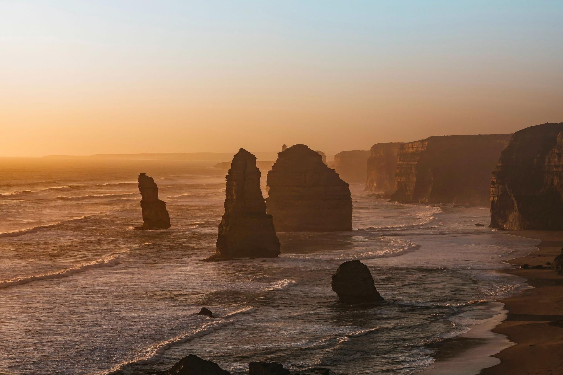 Great Ocean Road and 12 Apostles Tour - Thumbnail 6