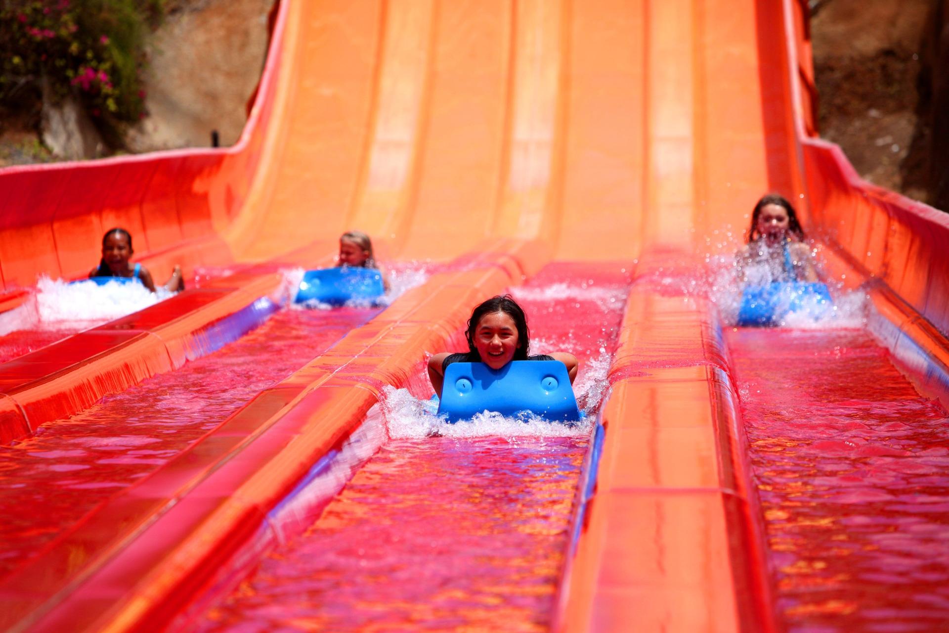 Wet 'n' Wild Hawaii Waterpark Admission in O'ahu - Thumbnail 5