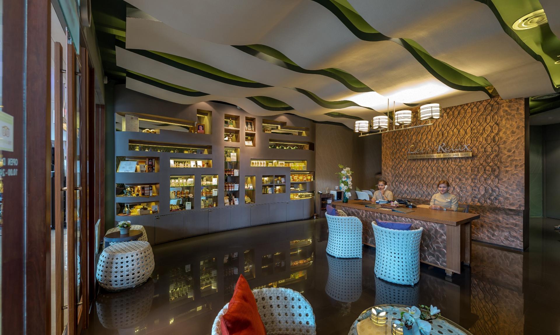 Let's Relax Spa at Terminal 21 Asok in Bangkok - Thumbnail 2