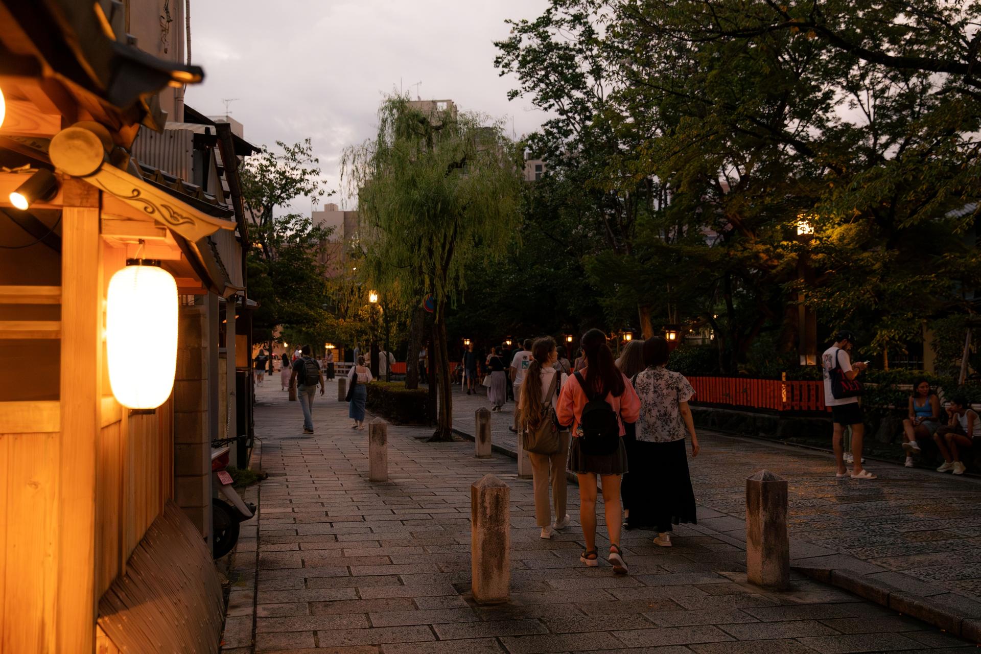 Kyoto Gion Half-Day Small Group Cultural Tour - Thumbnail 5