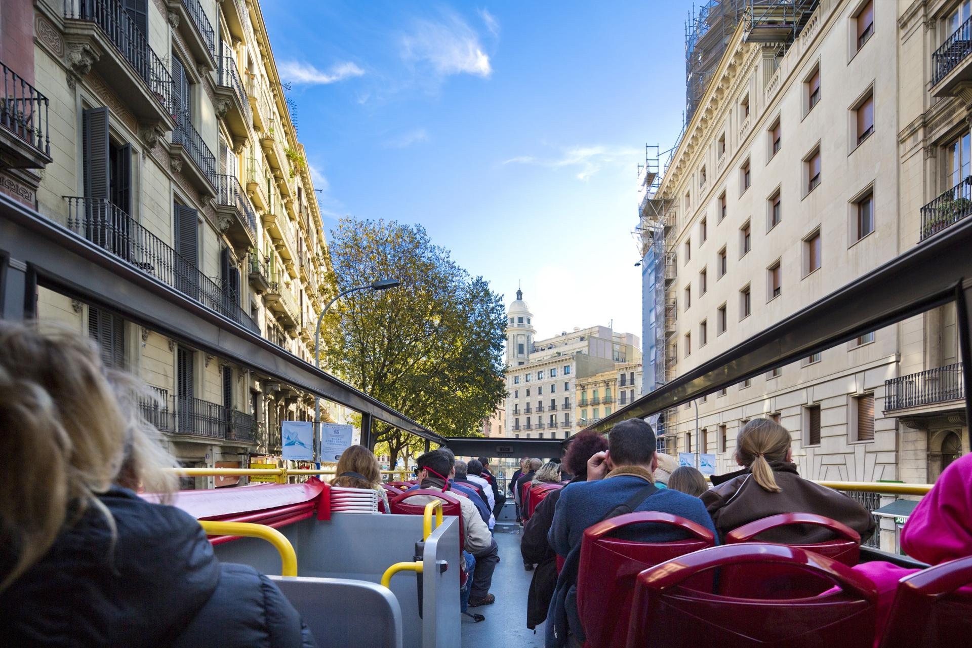 Barcelona Hop-On Hop-Off Bus Tour - Thumbnail 3