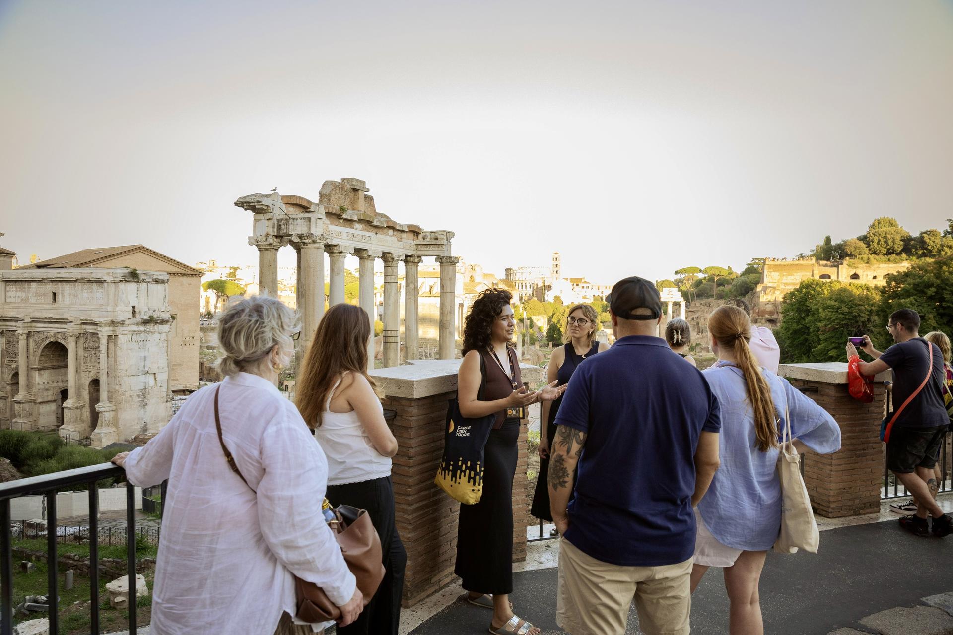 Rome: Colosseum, Palatine Hill and Roman Forum Guided Tour  - Thumbnail 11