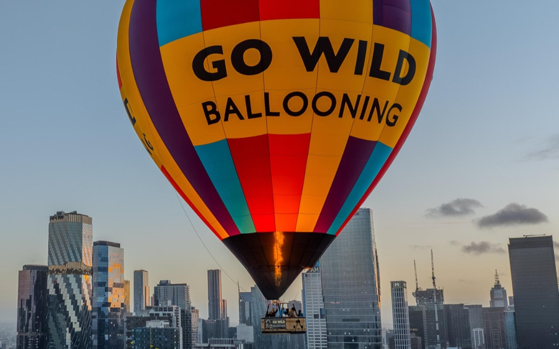 Melbourne Sunrise Hot Air Balloon Flight by Go Wild Ballooning - Thumbnail 4