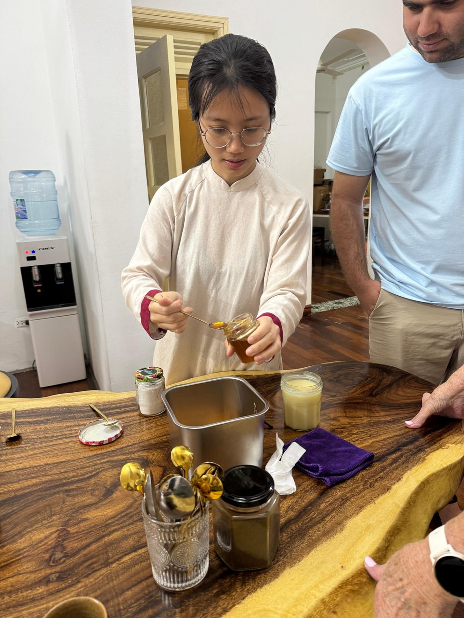 Hanoi Coffee Workshop by Su Quan Roastery: 6 Brews and Food Tasting - Thumbnail 4
