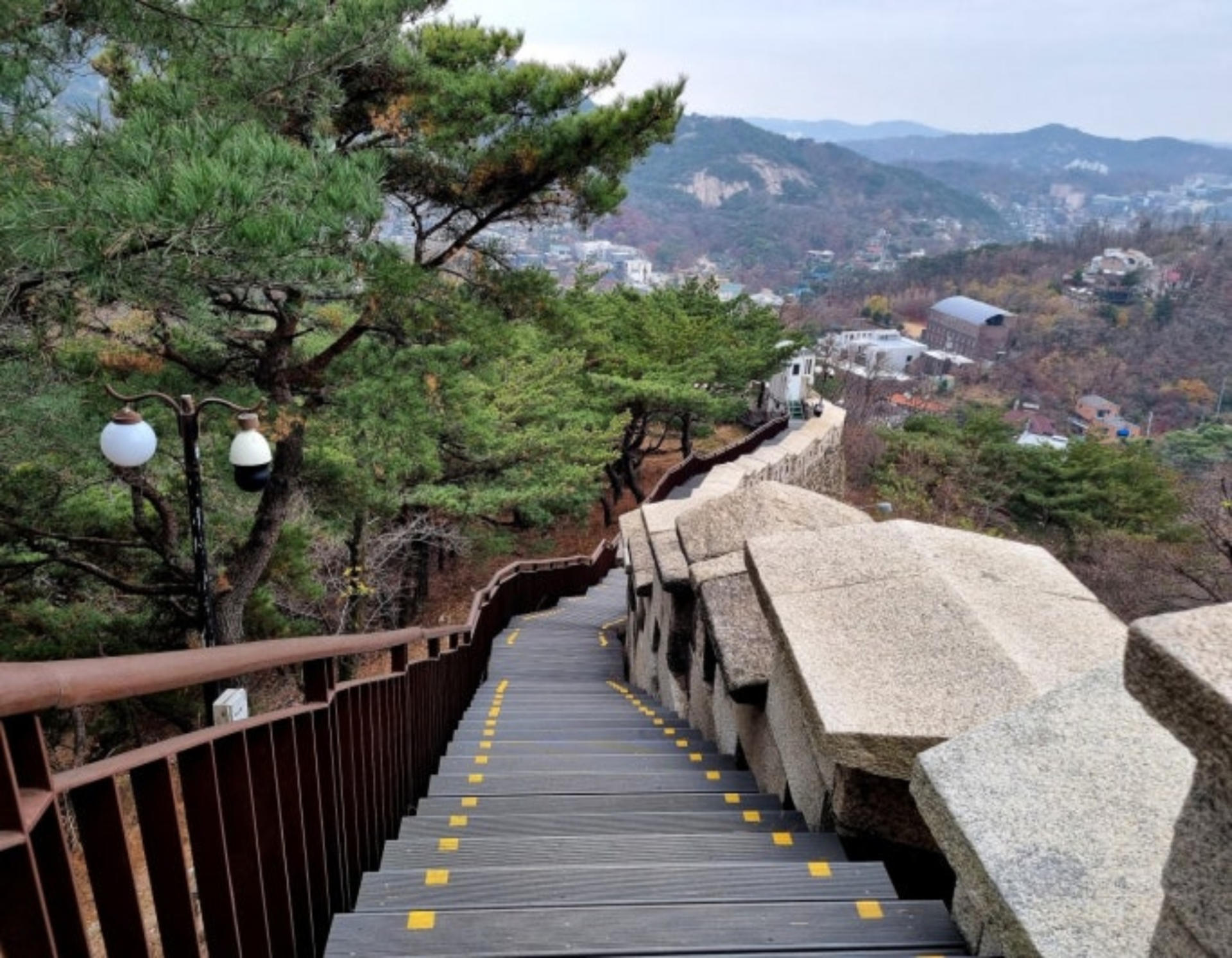 Seoul Bukak Mountain Hiking &  Gyeongbokgung Palace Ceremony Tour - Thumbnail 50