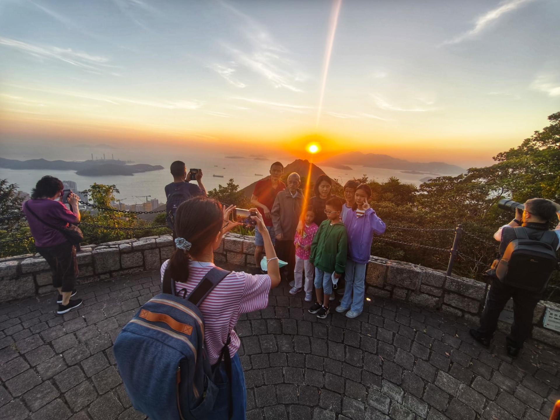 Hong Kong Private Day Tour | Family Fun, Parent-Child, Senior-Friendly  | Perfect for Families, Small Groups & Corporate Guests - Thumbnail 7