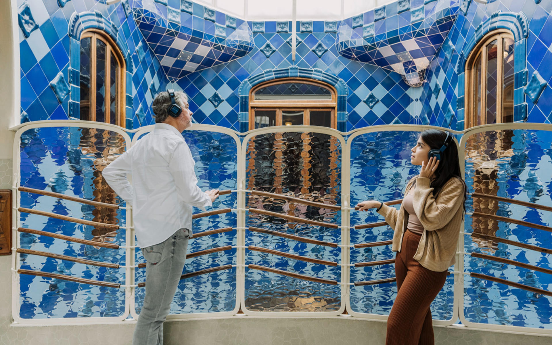 Casa Batllo Night Visit & Optional Rooftop Concert - Thumbnail 6