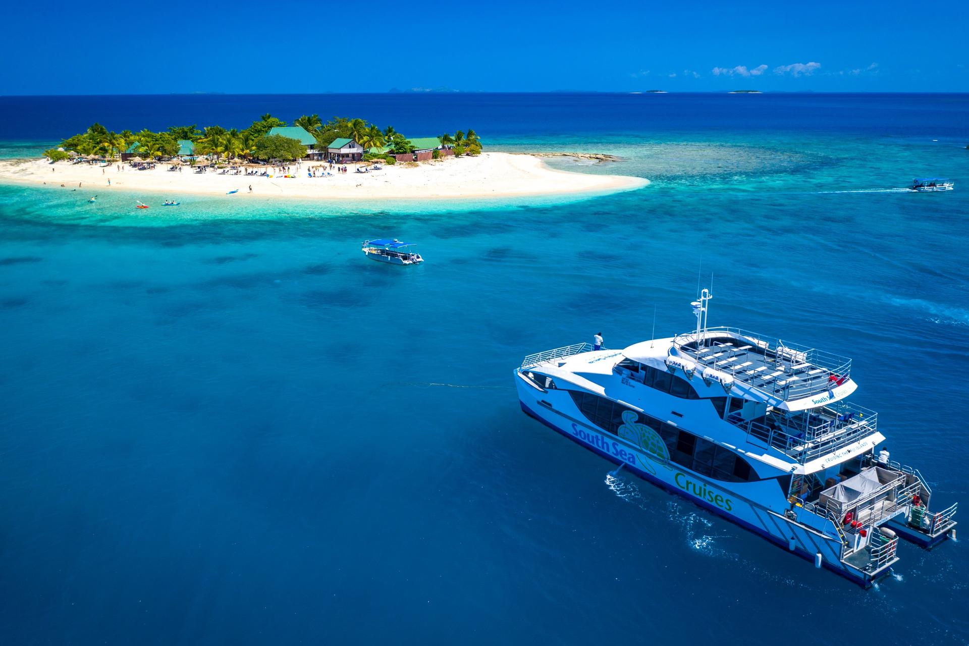 Mamanuca Island Sightseeing Cruise Tour from Fiji - Thumbnail 5