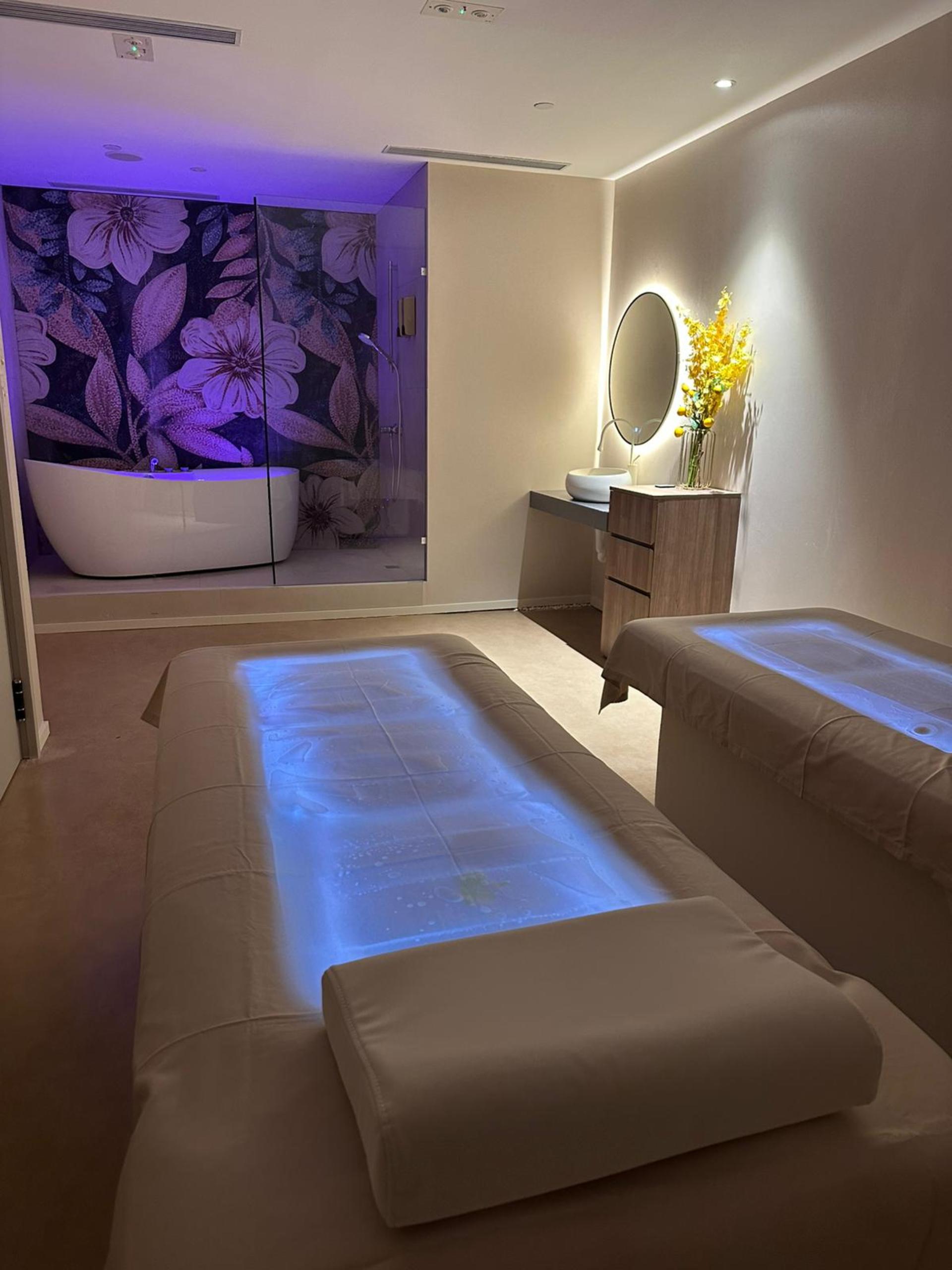 Queen's Beauty & Spa - Spa Experience | Causeway Bay | Tsim Sha Tsui - Thumbnail 14