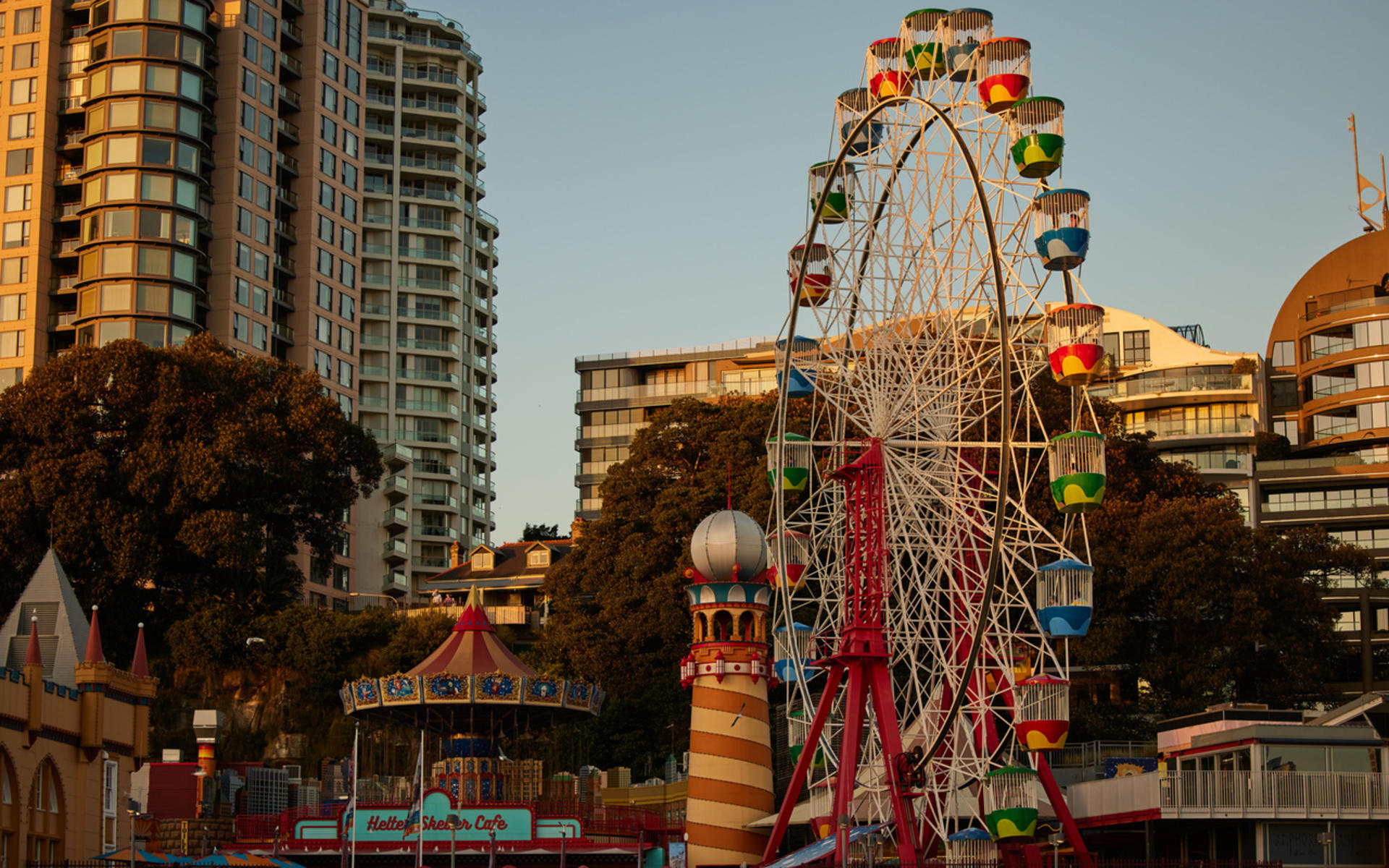 Sydney Harbour Sunset Twilight Cruise - Thumbnail 6