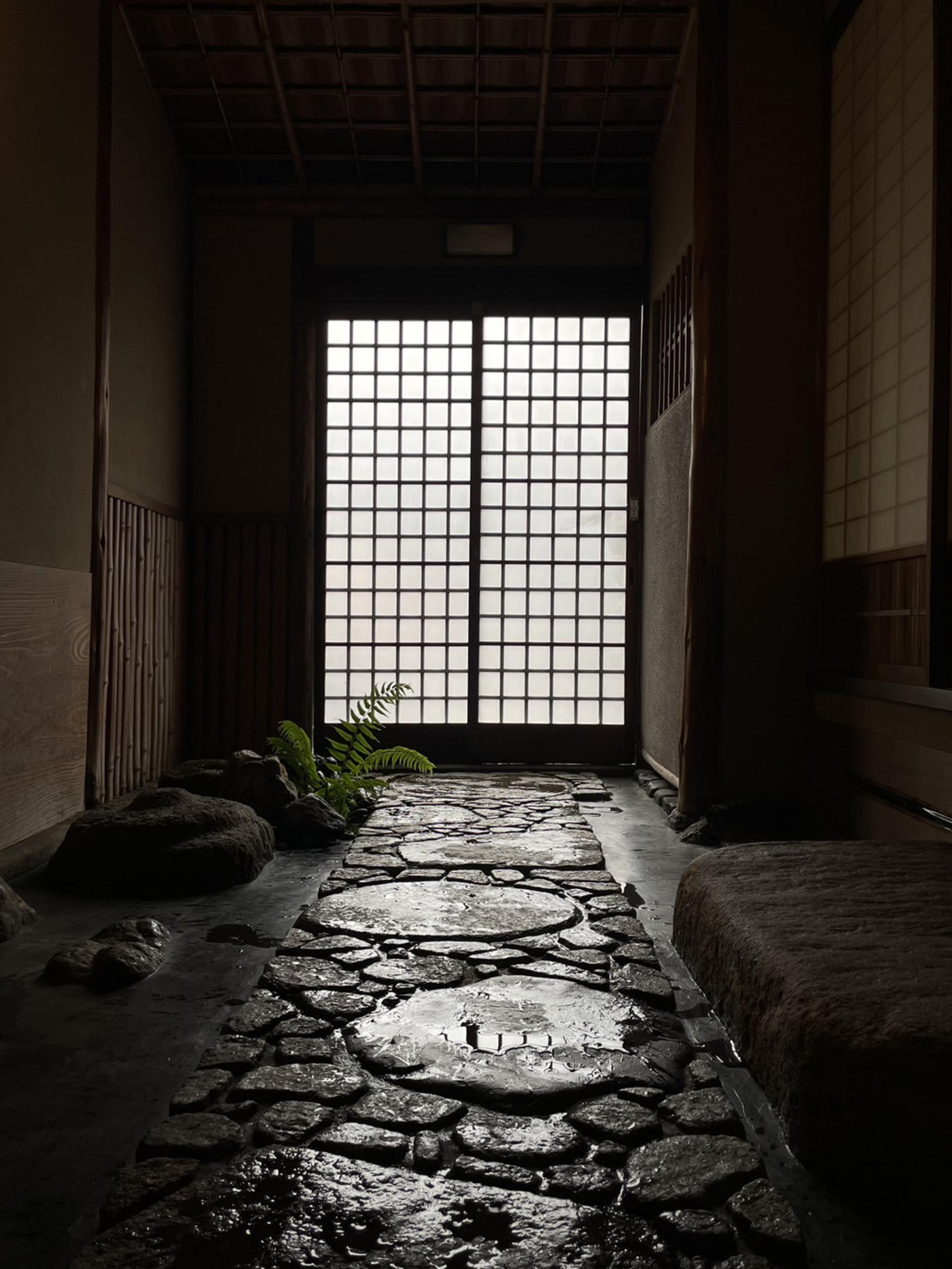 Kyoto: Candlelit Tea Ceremony in a 100-Year-Old Townhouse - Thumbnail 25