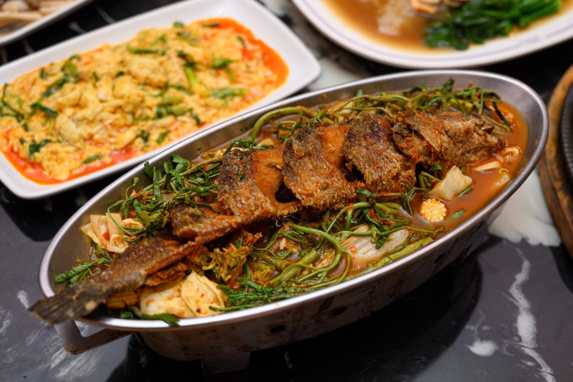 Ploen Restaurant in Ladprao Bangkok - Thumbnail 3