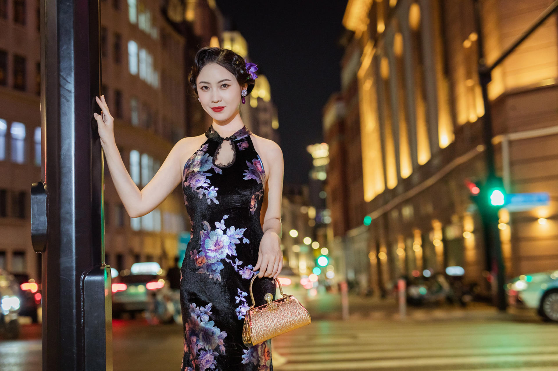 Shanghai Clothing Qipao Personal Rental - Thumbnail 9