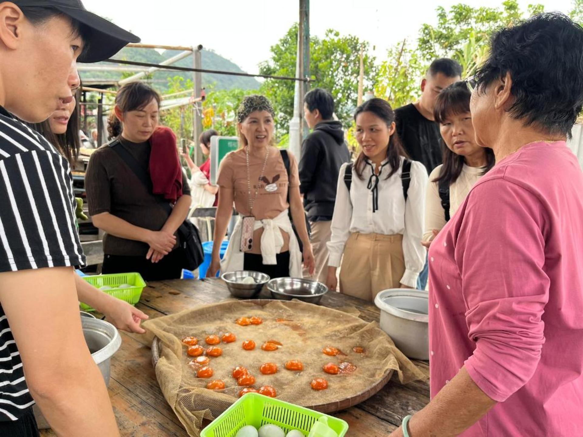 Tai O Chak Guo / Mochi / Salted Egg Yolk Workshop Experience(Free Tai o  boat tickets) - Thumbnail 9