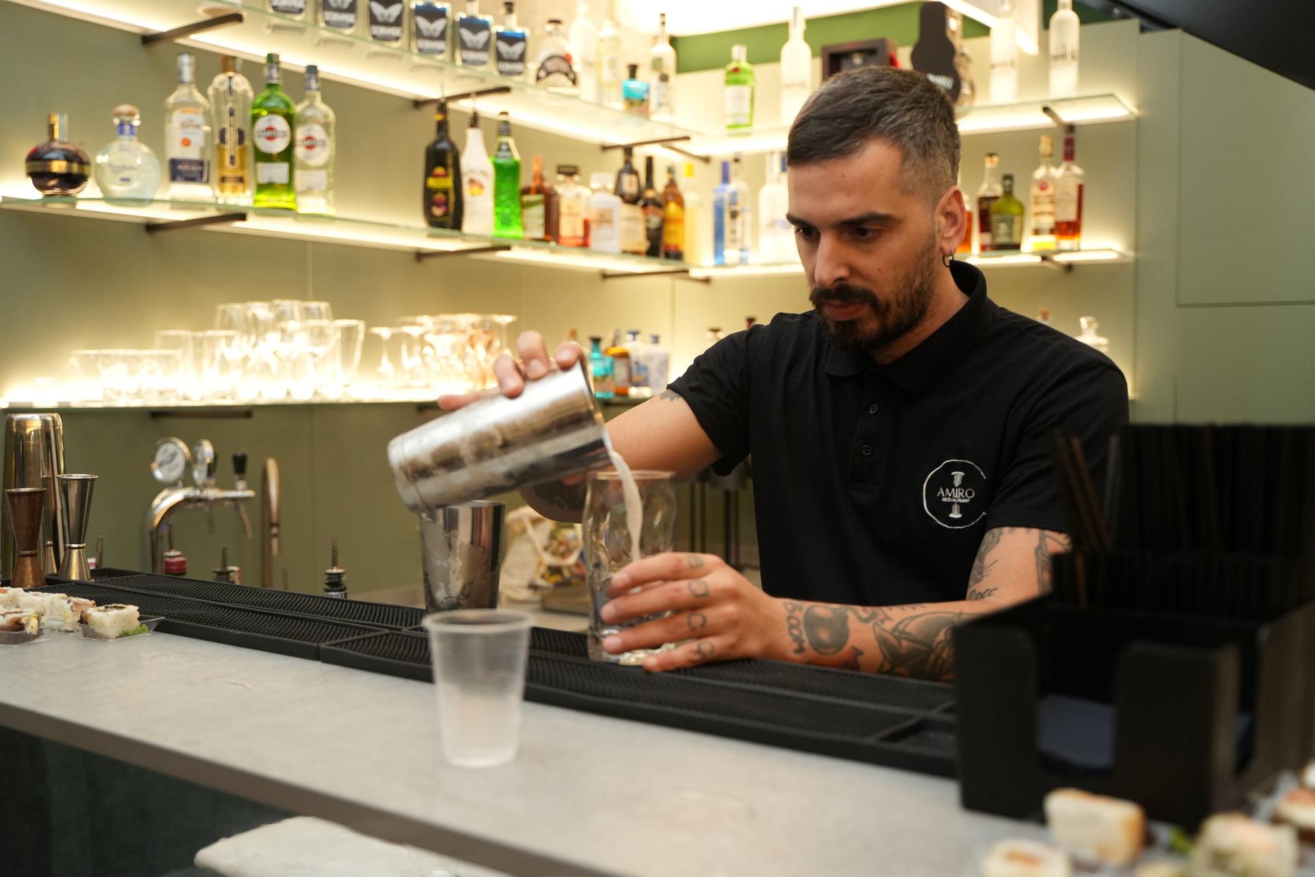 Naples: Mixology Class Iconic Cocktails - Thumbnail 13