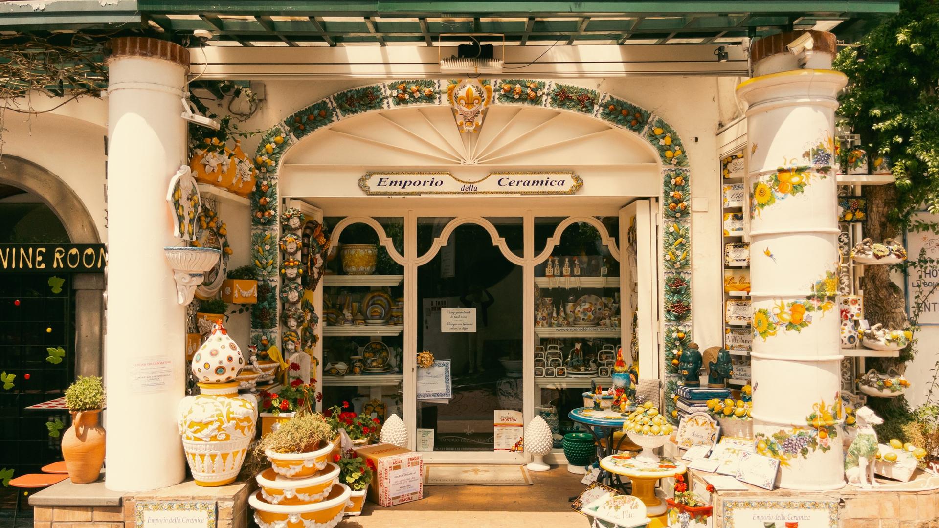 Pompeii and Positano Day Tour with Limoncello Tasting from Rome - Thumbnail 9