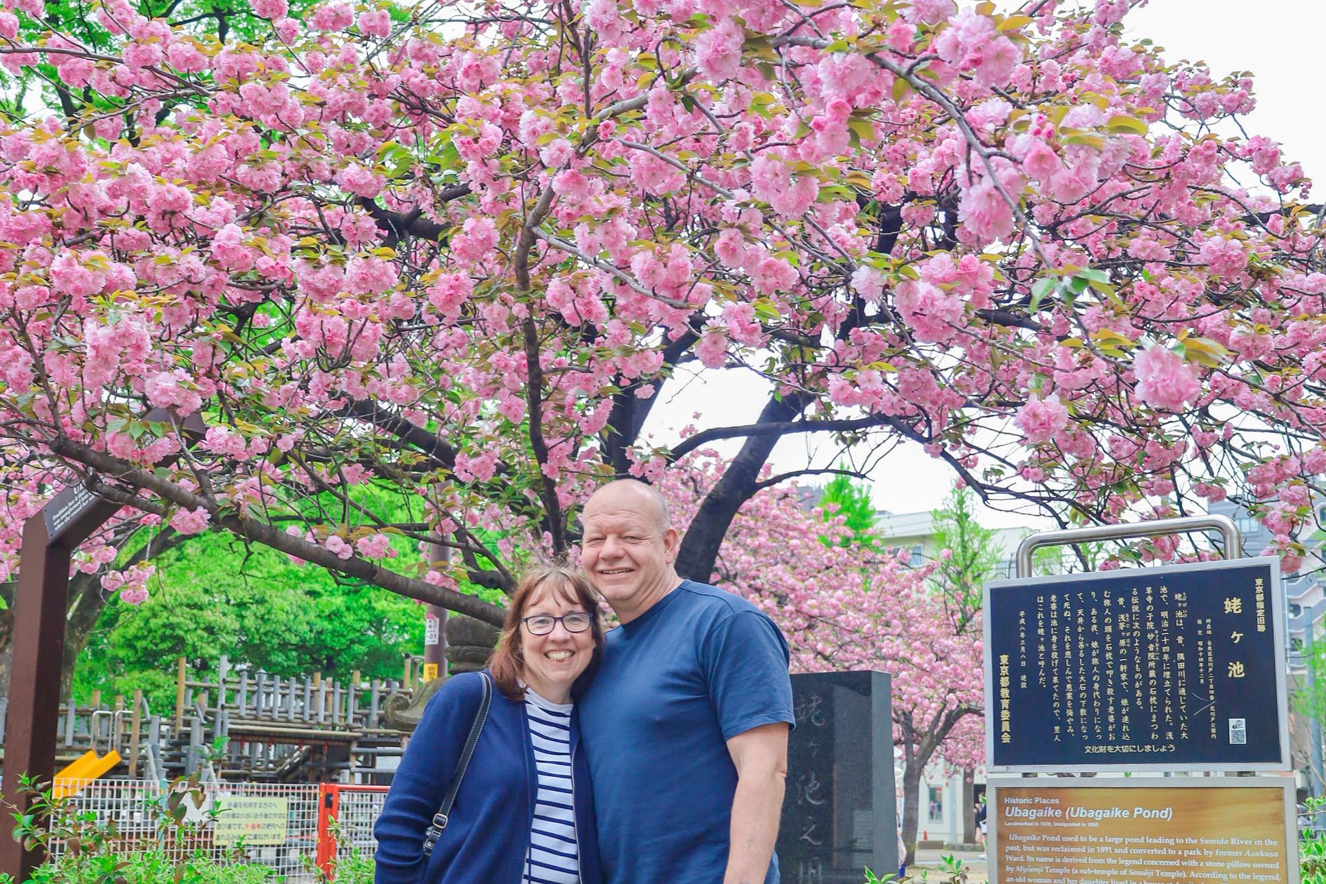 Epic Tokyo One-Day Group Tour with a Local Guide - Thumbnail 3