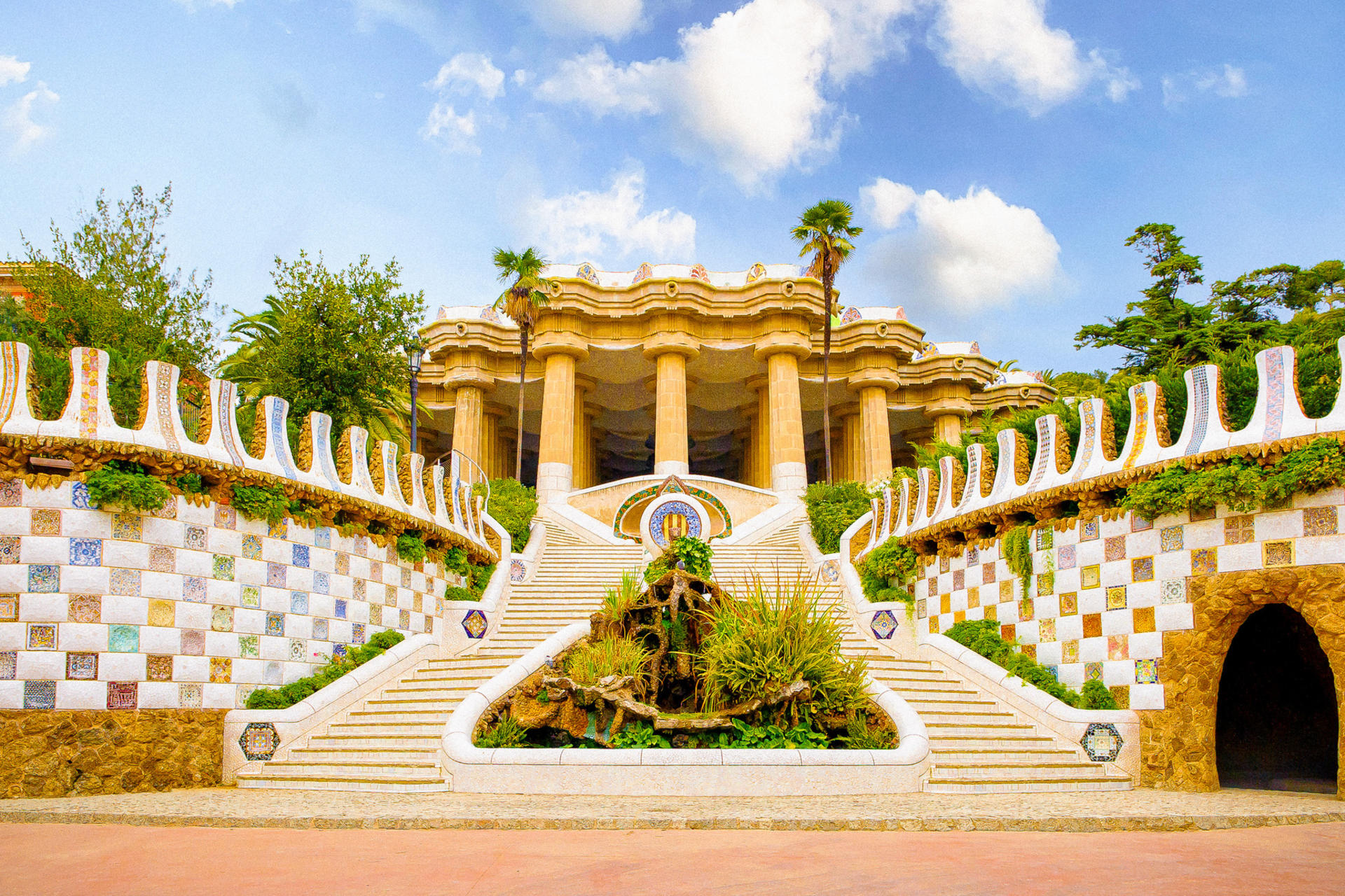Park Guell Guided Tour with Skip-the-Line Ticket - Thumbnail 4