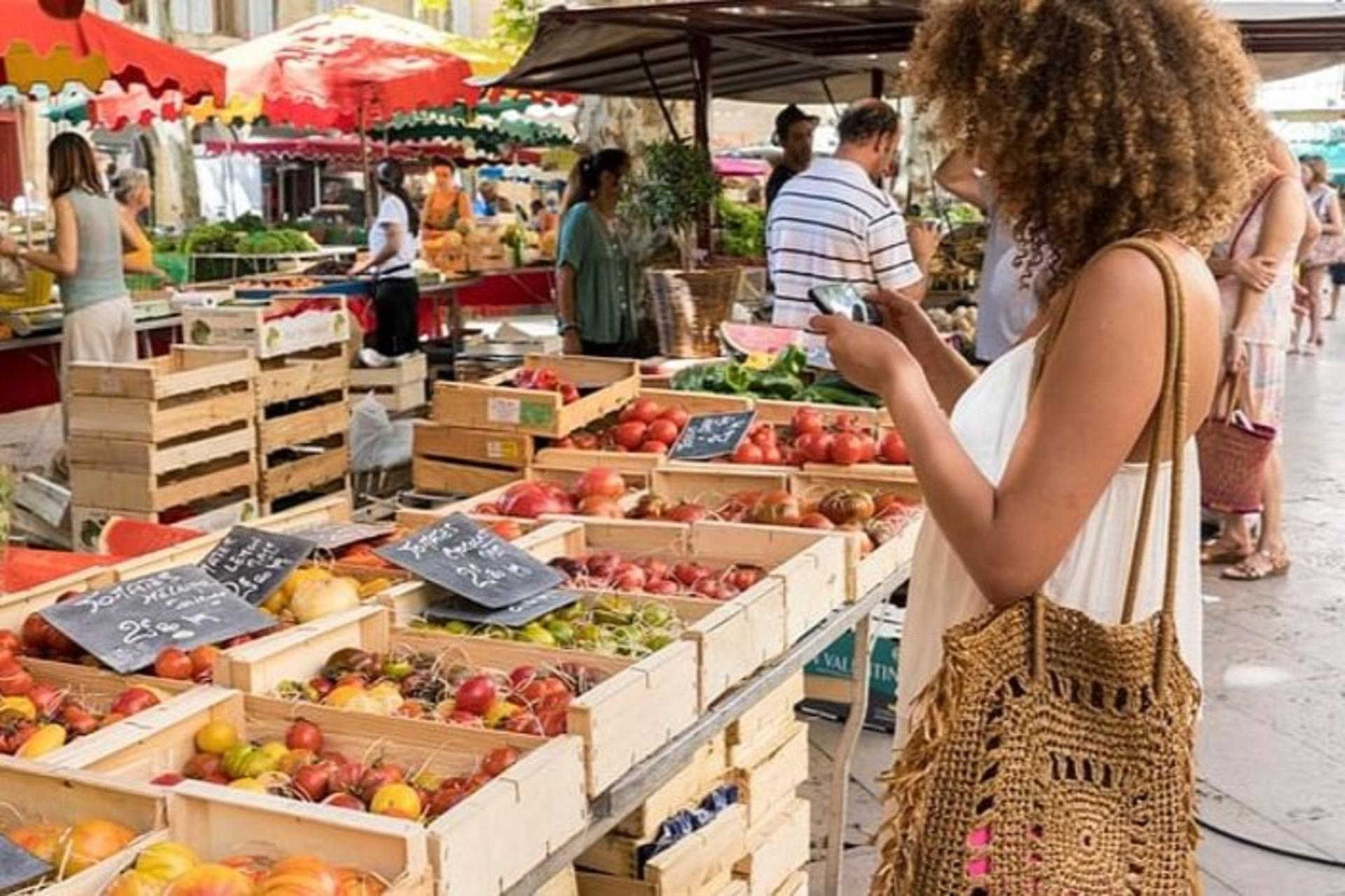 Luberon Market and Villages Tour from Marseille or Aix en Provence - Image 1