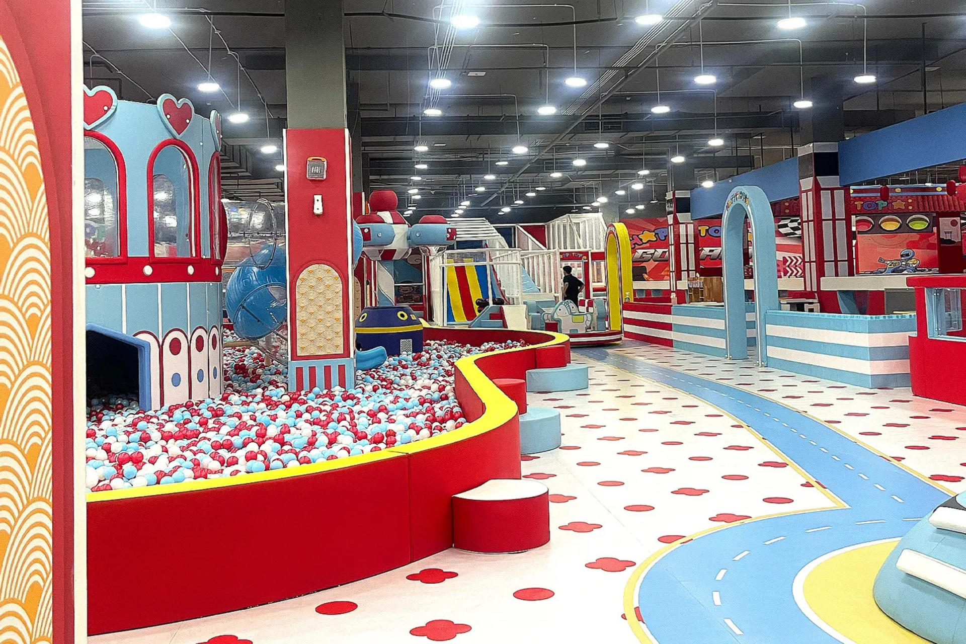 Happytopia Metro Indah Mall Bandung - Thumbnail 6