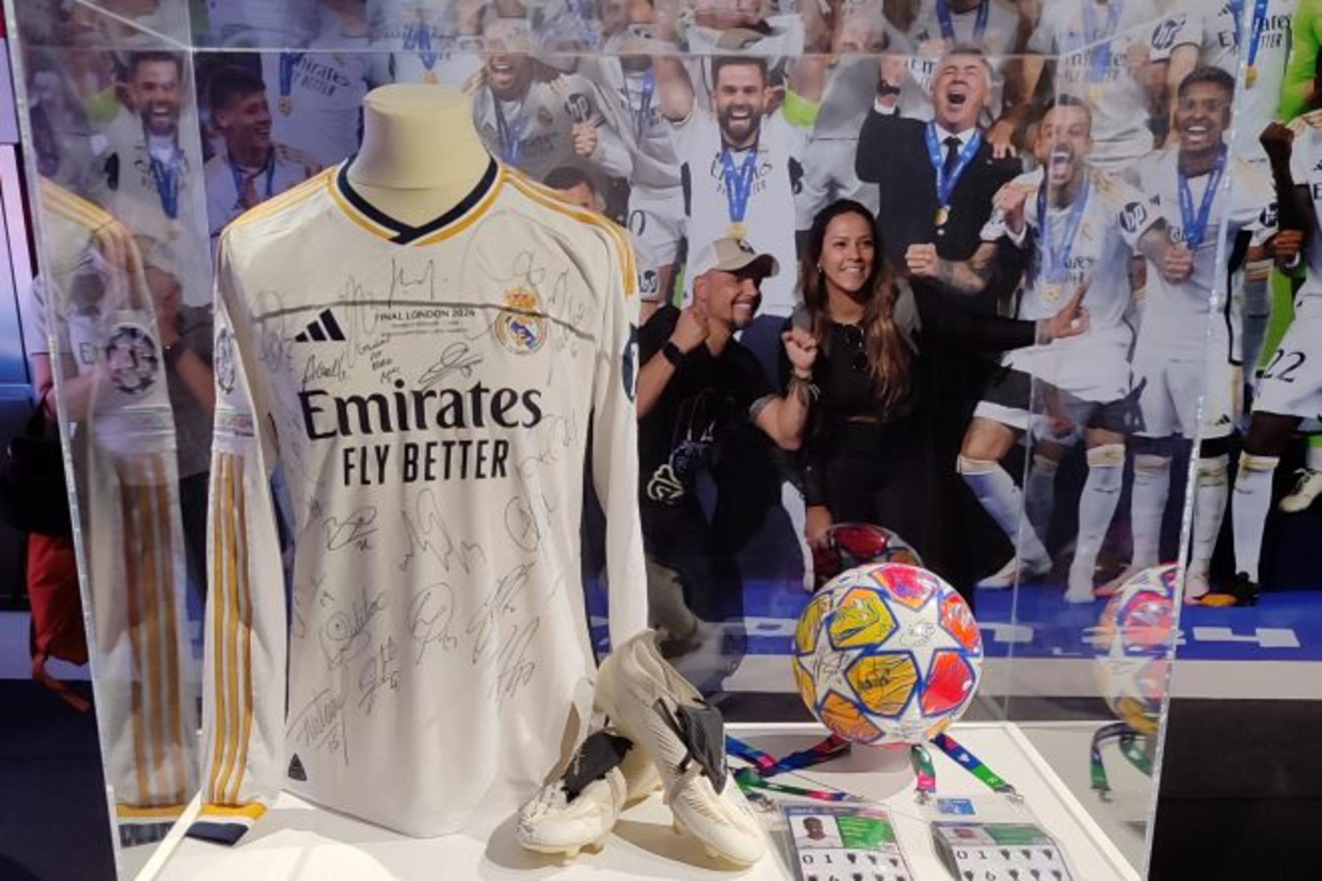 Bernabéu Stadium Guided Tour With Optional Megafan Upgrade - Thumbnail 2