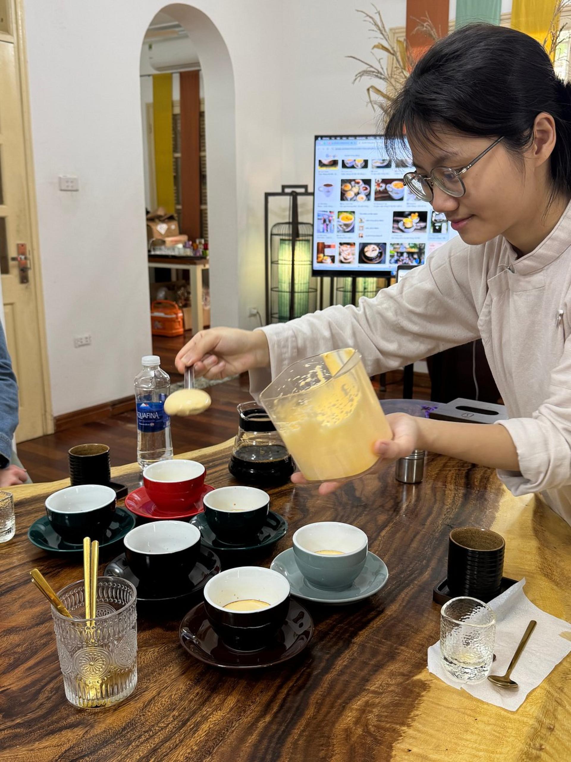 Hanoi Coffee Workshop by Su Quan Roastery: 6 Brews and Food Tasting - Thumbnail 10
