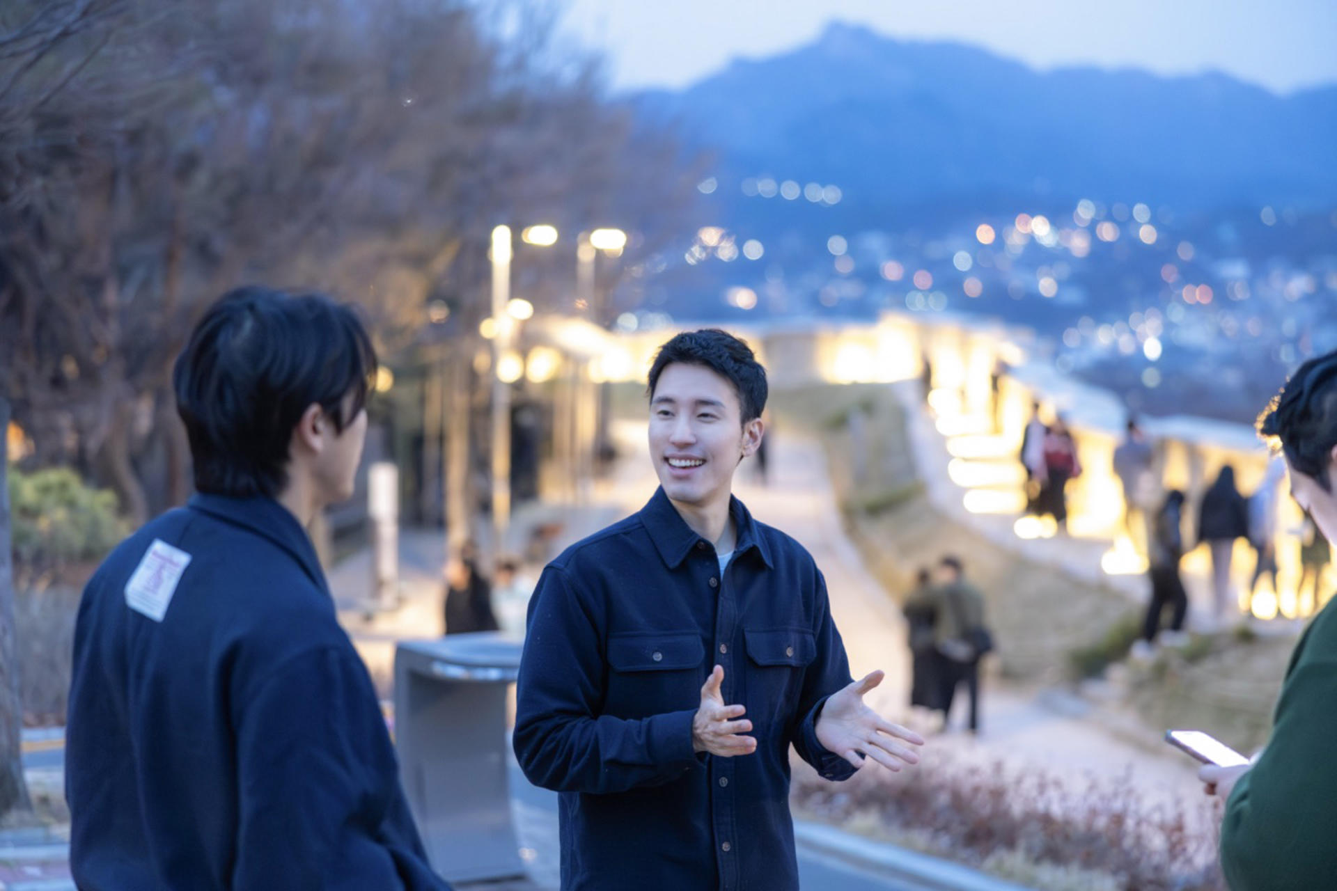 Seoul : Night Hidden Gems Walking Tour - Thumbnail 8