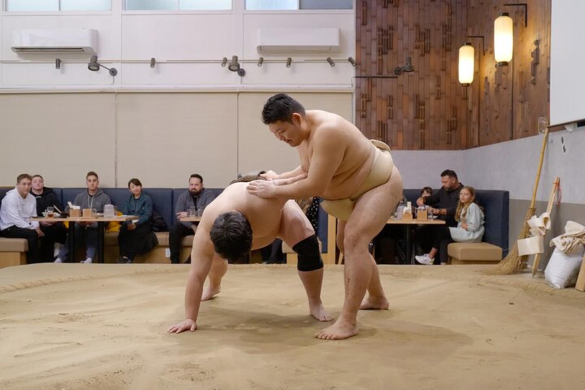 The SUMO Show in Tokyo - Thumbnail 6
