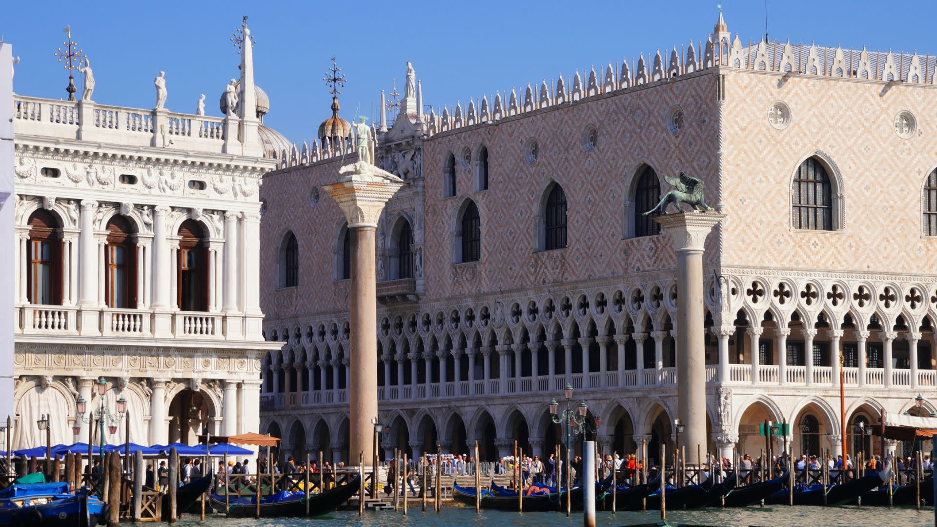 Doge's Palace tour in Venice - Thumbnail 8