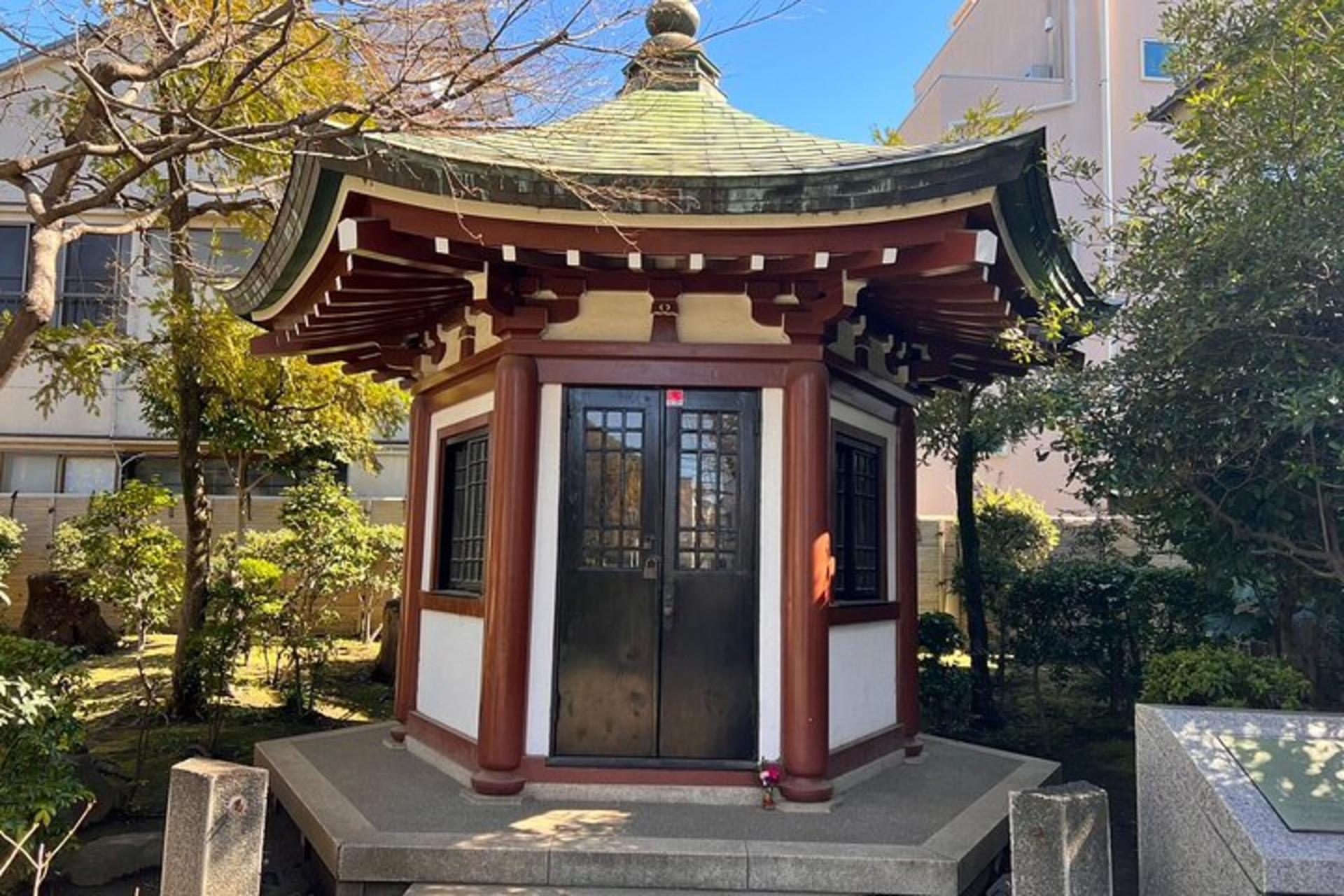 Encounter Cultural Heritage & Enjoy Yanaka Old Town (Tokyo) - Thumbnail 7