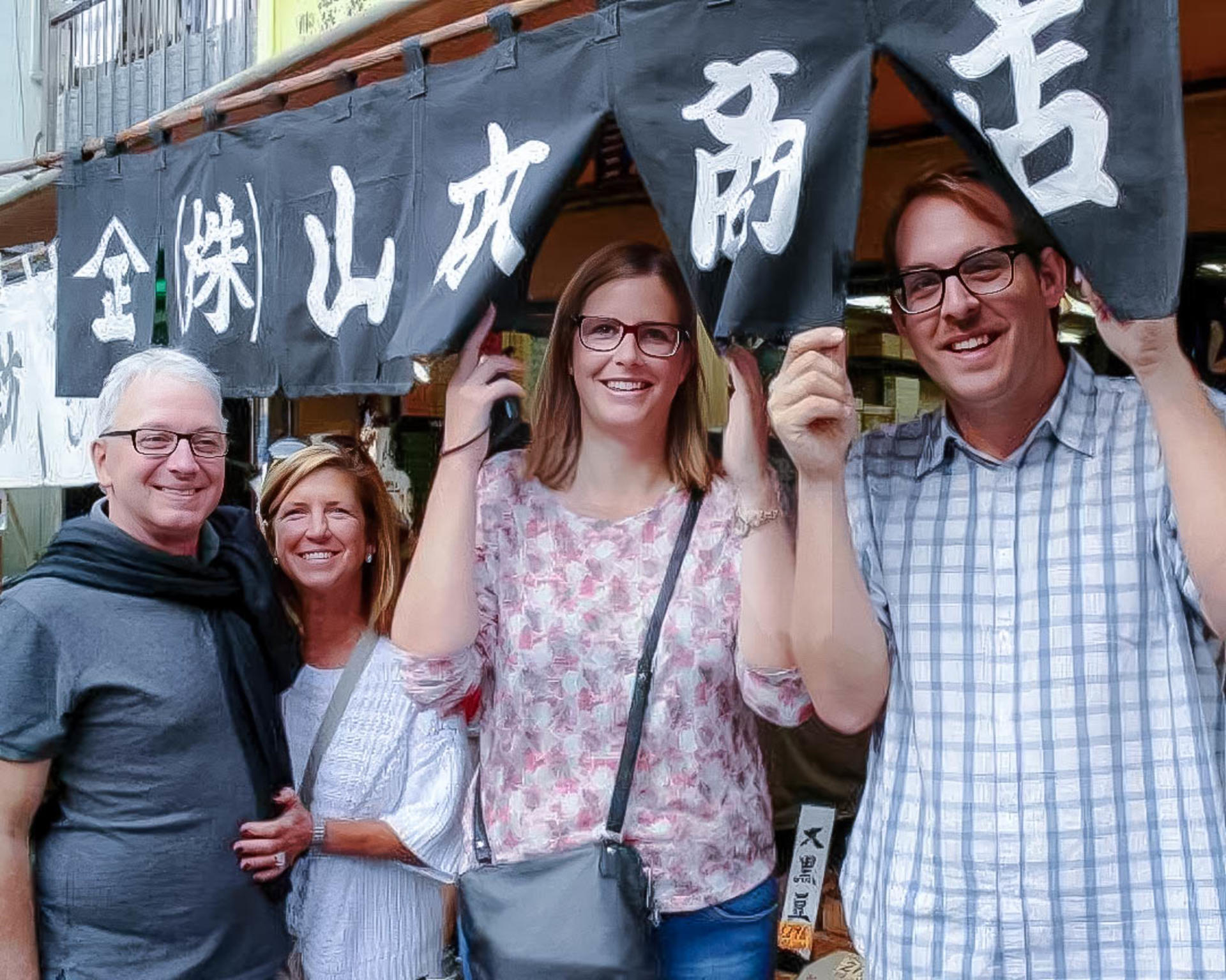 Tokyo Tsukiji Outer Market Half-Day Tour with Sushi Making - Thumbnail 31