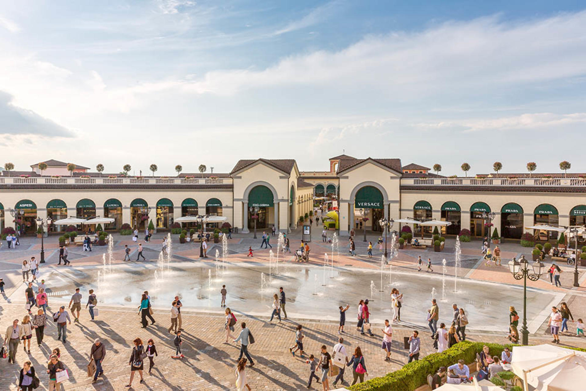 Serravalle Designer Outlet Shopping Experience from Milan - Thumbnail 4