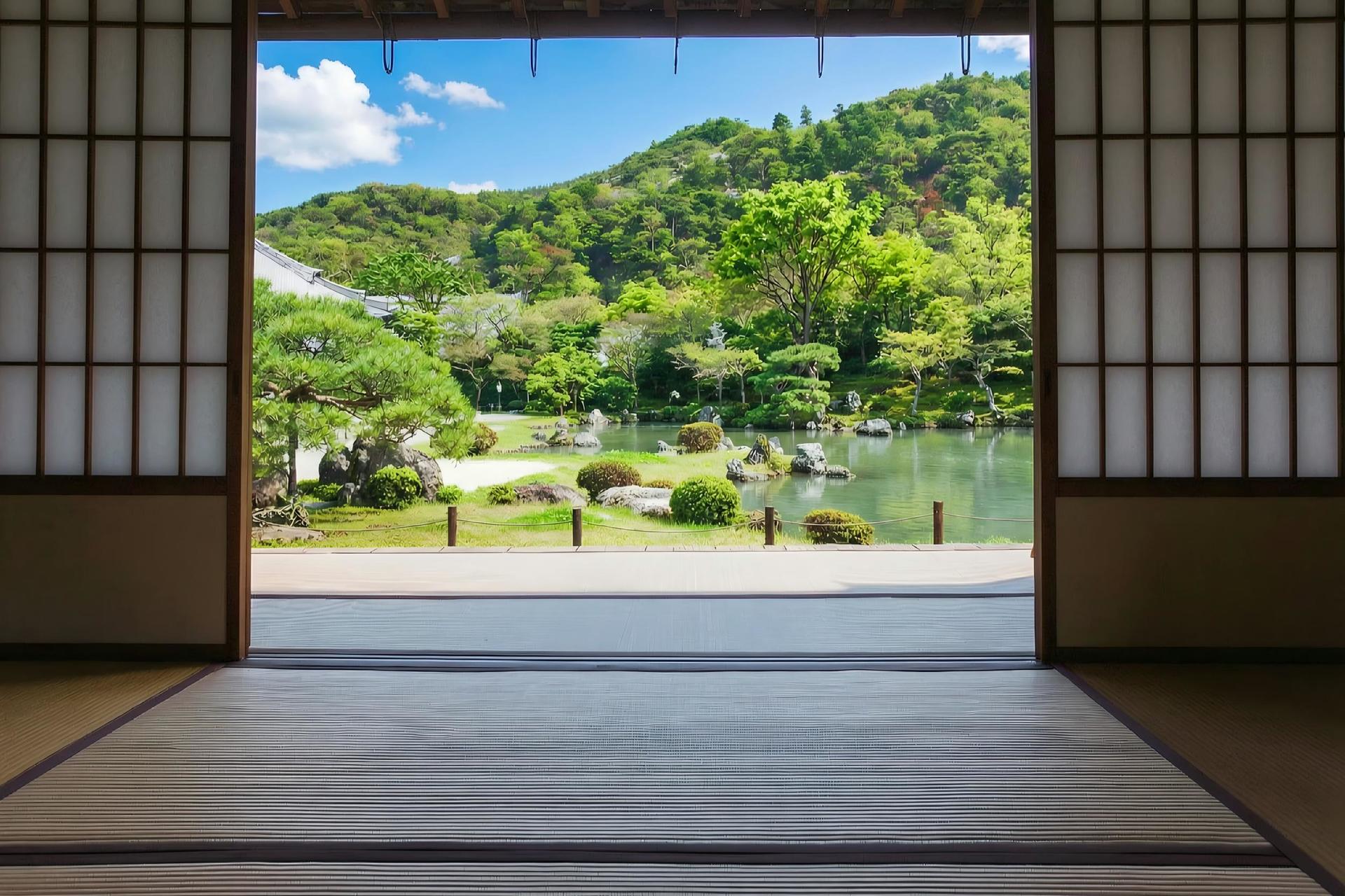 【Kyoto & Nara Historical and Cultural Scenic Day Tour】Arashiyama Scenic Railway & Fushimi Inari-taisha Shrine Senbon Torii & Nara Park & Togetsukyo Bridge & Bamboo Grove Path & Kimono Forest (Departing from Osaka or Kyoto) - Thumbnail 16