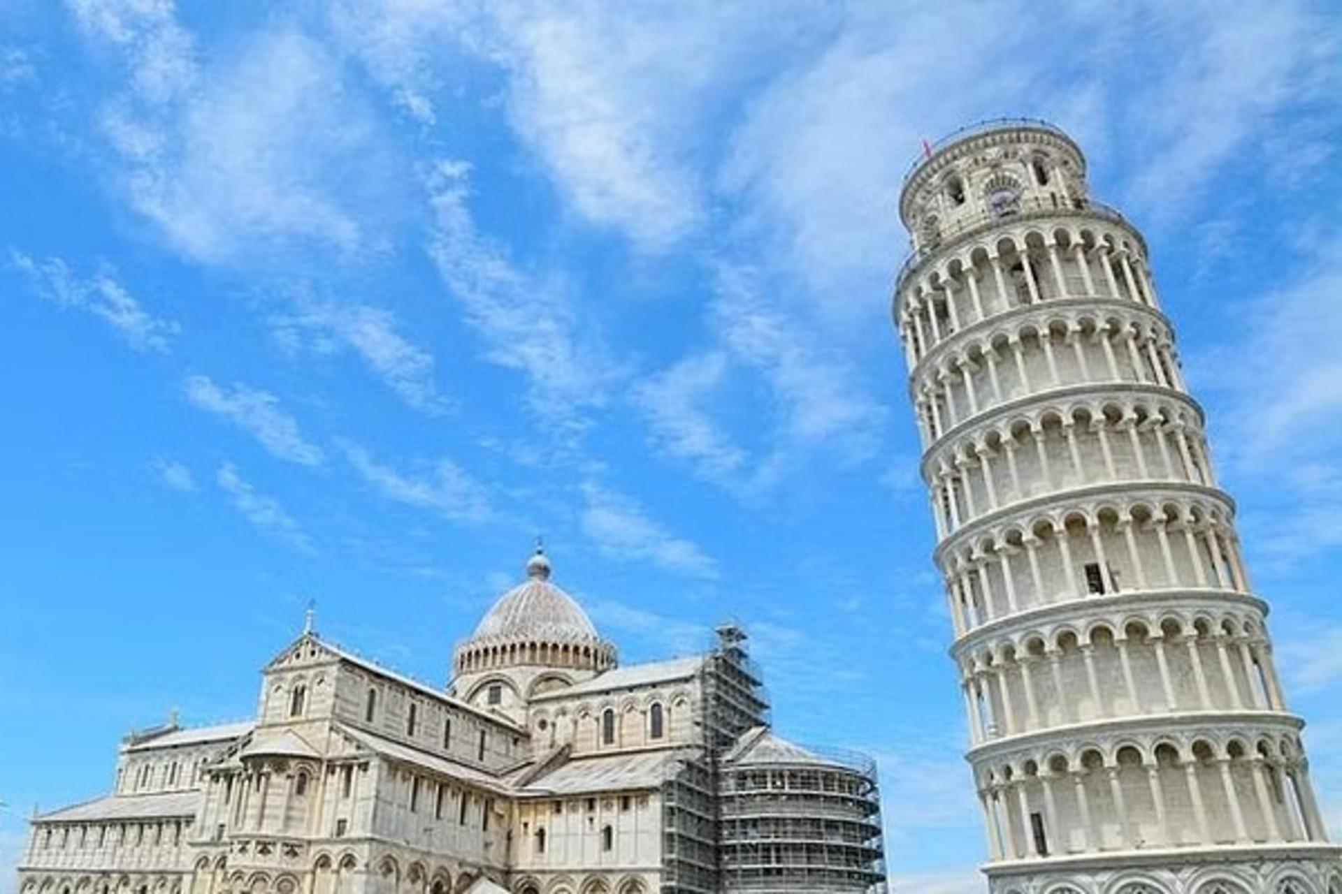 Pisa and Lucca Private One-Day Tour from Florence - Thumbnail 2
