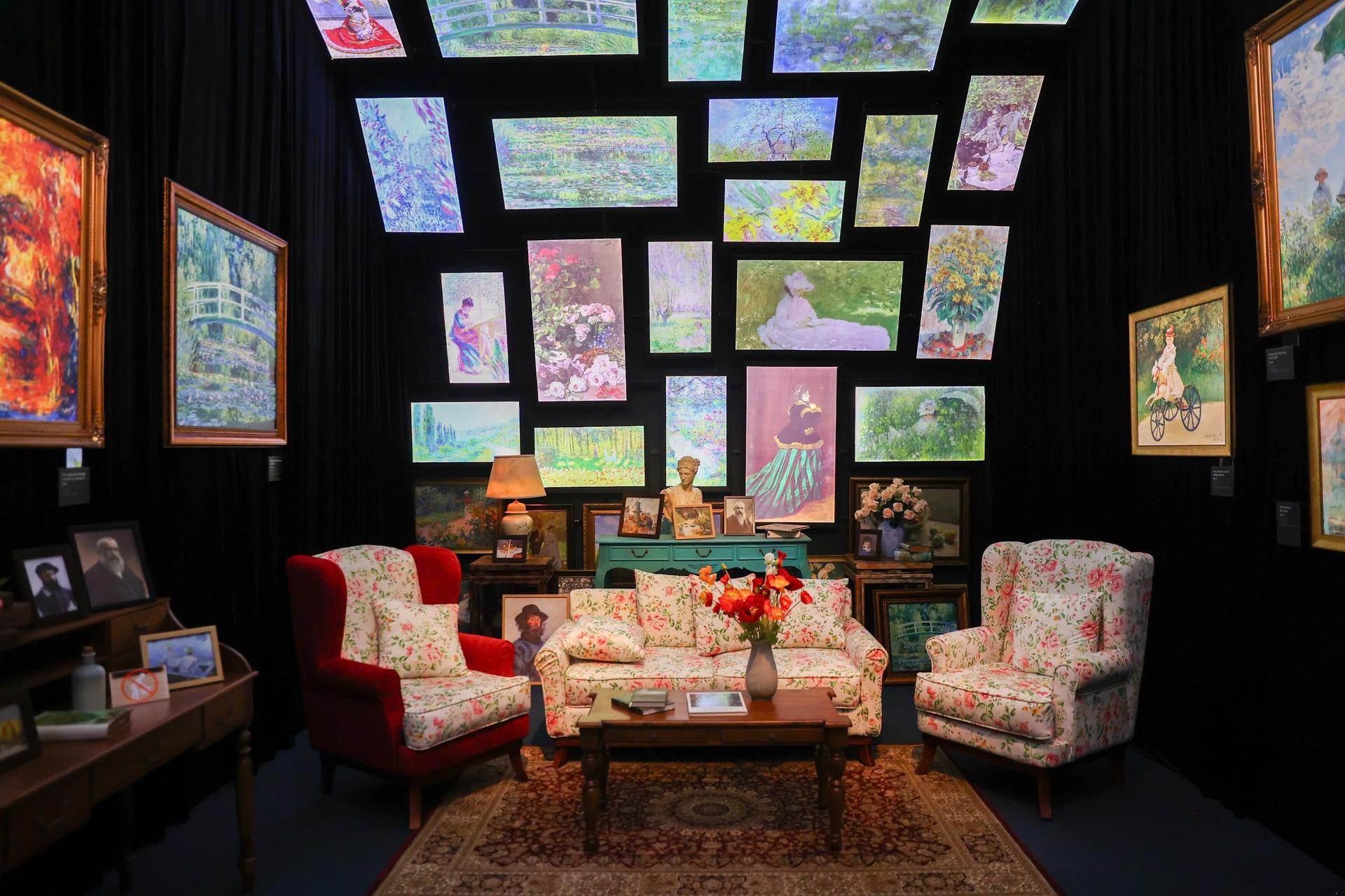 Van Gogh & Impressionist Masters Art Lighting Experience - Thumbnail 5