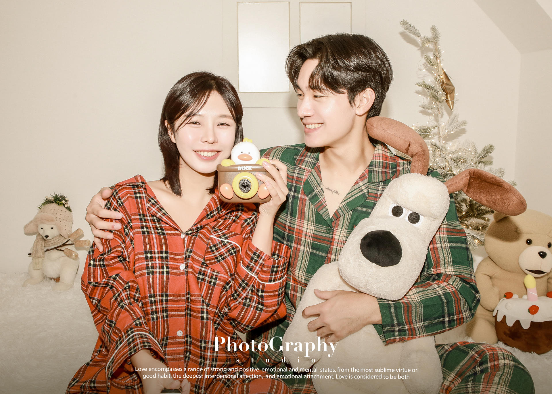 Hongdae Cinema Concept Selfstudio Experience in Seoul : Free Costume - Thumbnail 15