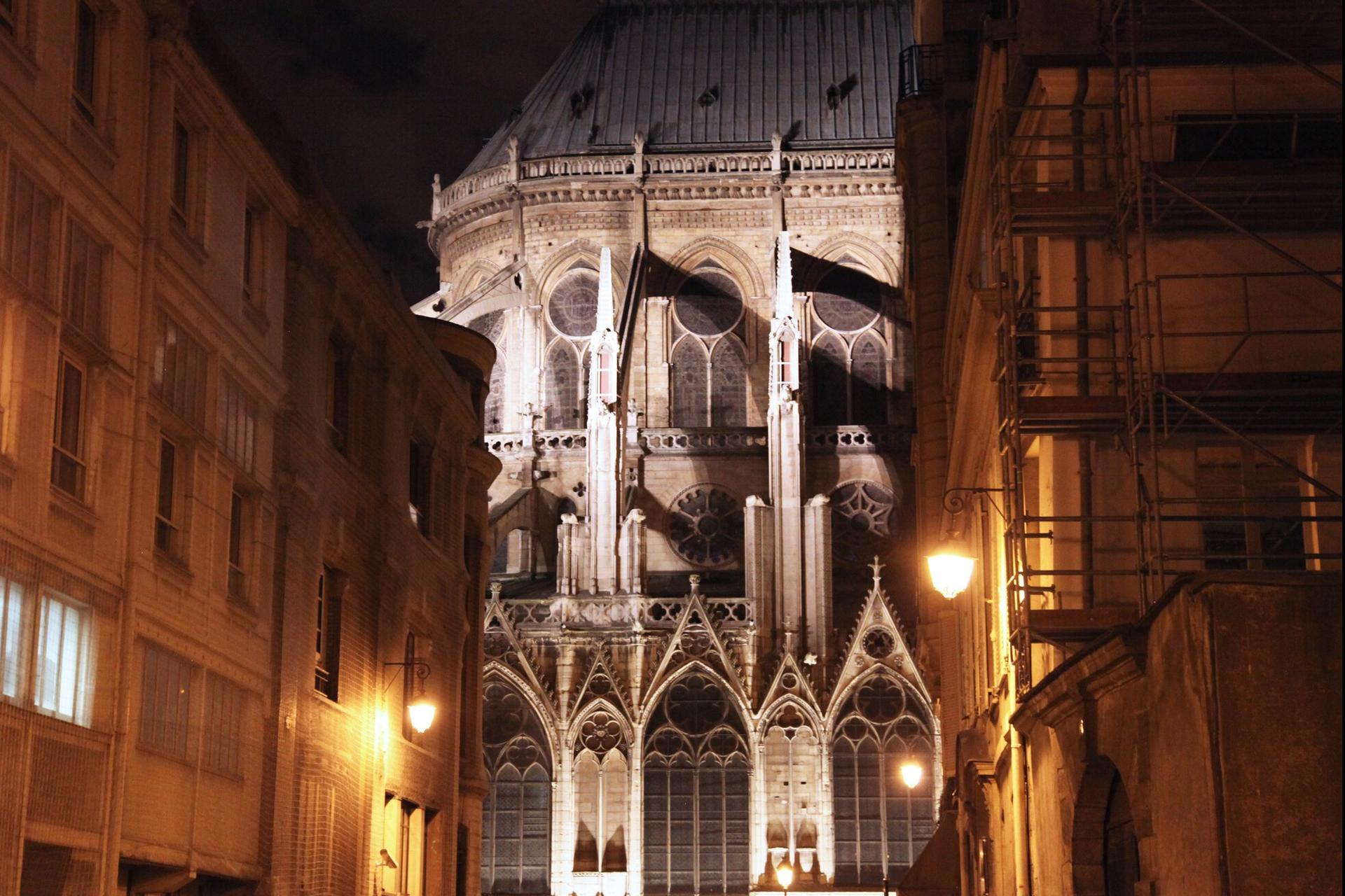 Ghosts, Mysteries and Legends Evening Walking Tour in Paris - Image 1