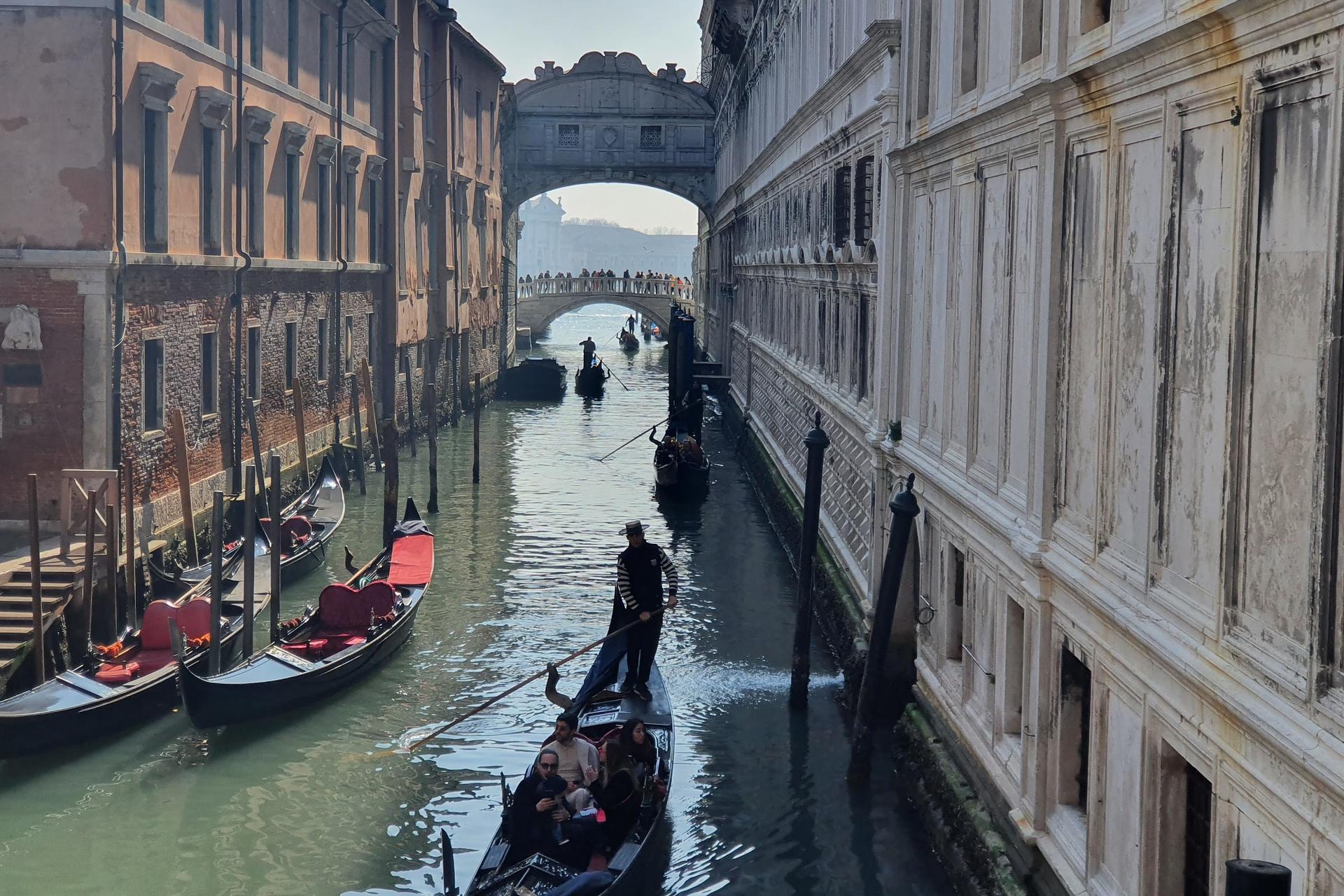 Doge's Palace & St. Marks Basilica Tour in Venice - Thumbnail 5