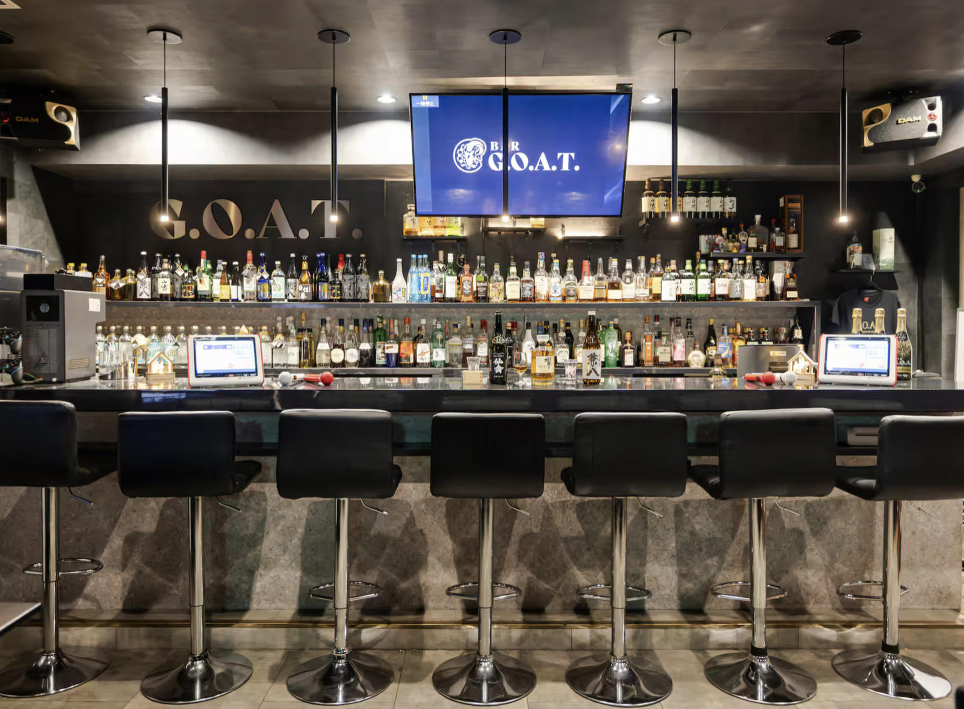 Tokyo: Japanese Whisky Tasting Experience: 10 Whiskies & 5 Snacks - Thumbnail 2
