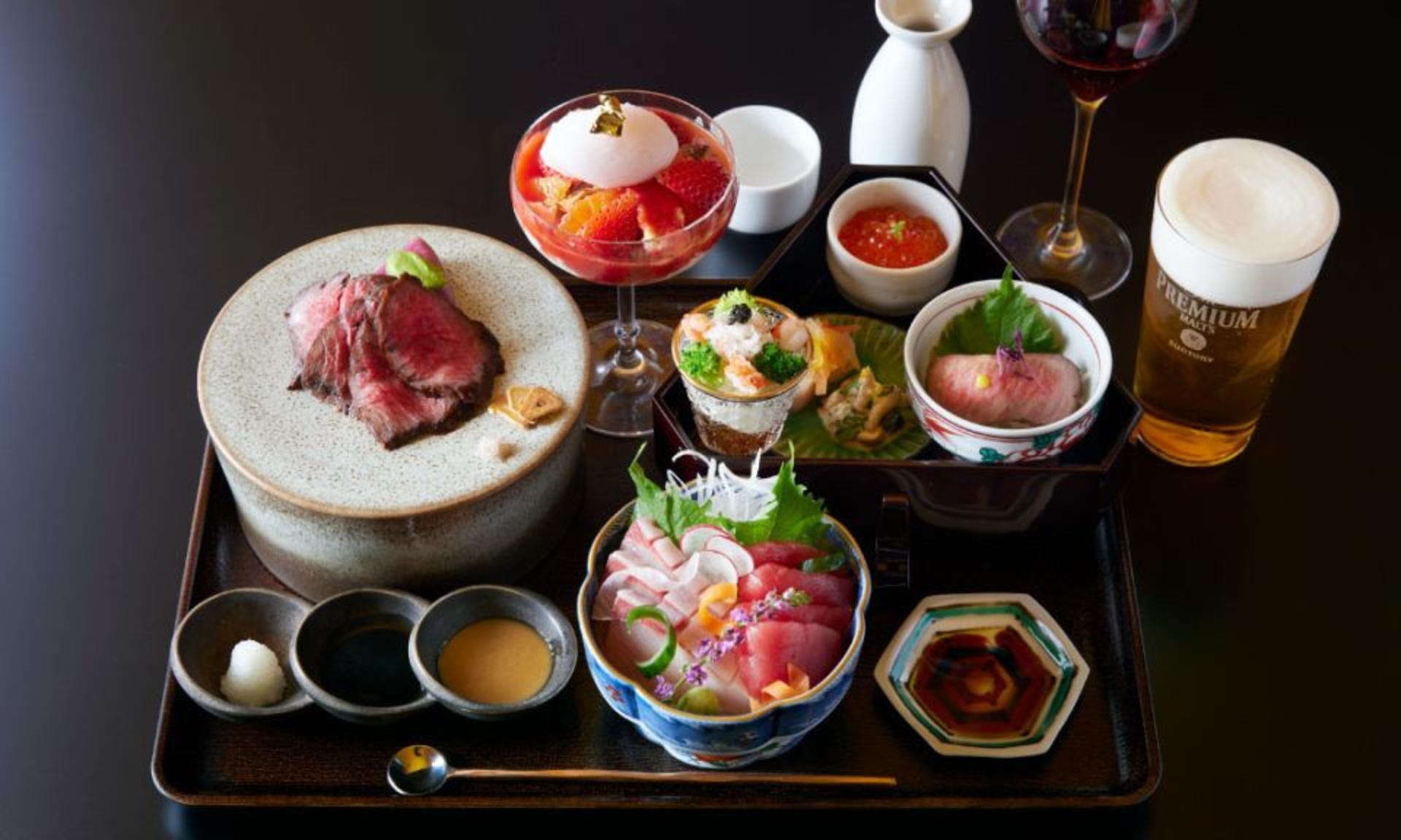 Tokyo Shimbashi Grand Hammer Stage Banquet Restaurant Benitsuya in Shinbashi, Tokyo - Thumbnail 3