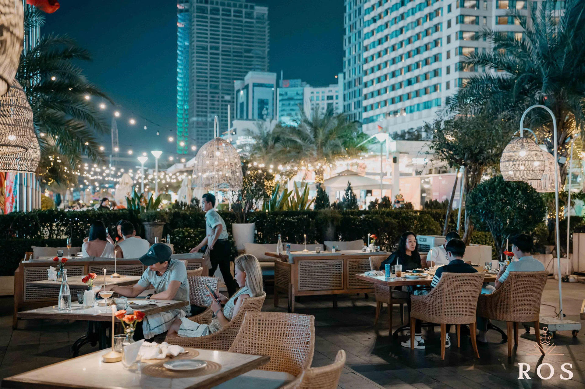 Romantic Riverside Dinner at ROS Yacht Club with Saigon River View - Thumbnail 3