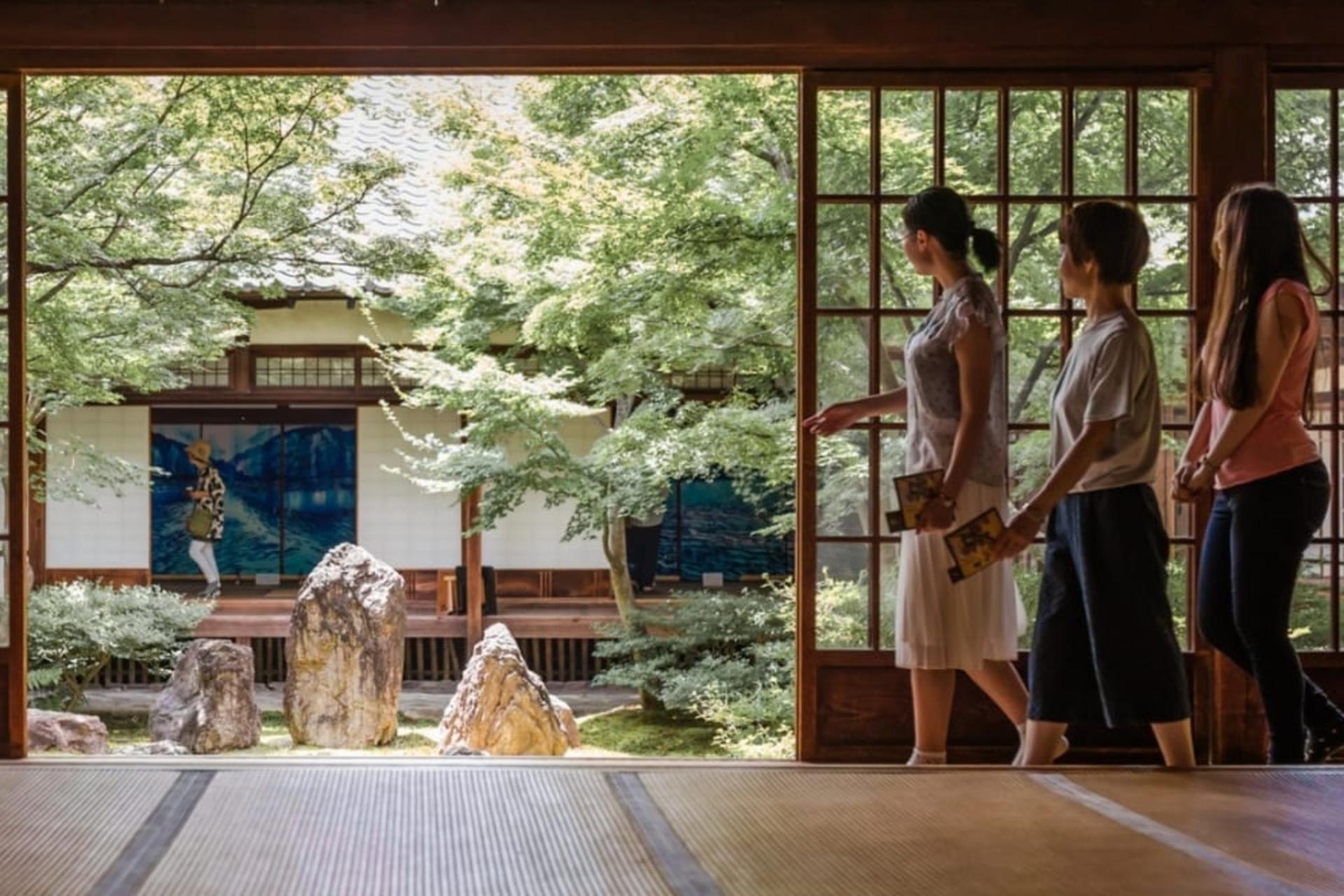 Kyoto: Private & Personalized Full-day Walking Tour with a Local - Thumbnail 2