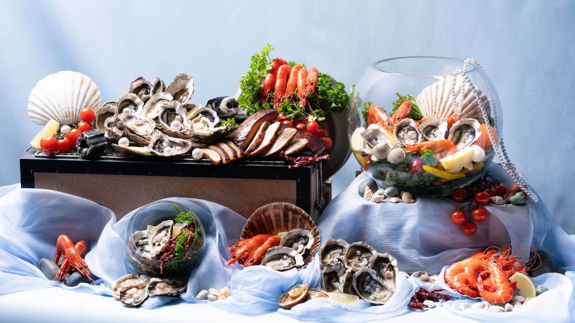 Food Exchange at Novotel Singapore on Stevens - Image 1