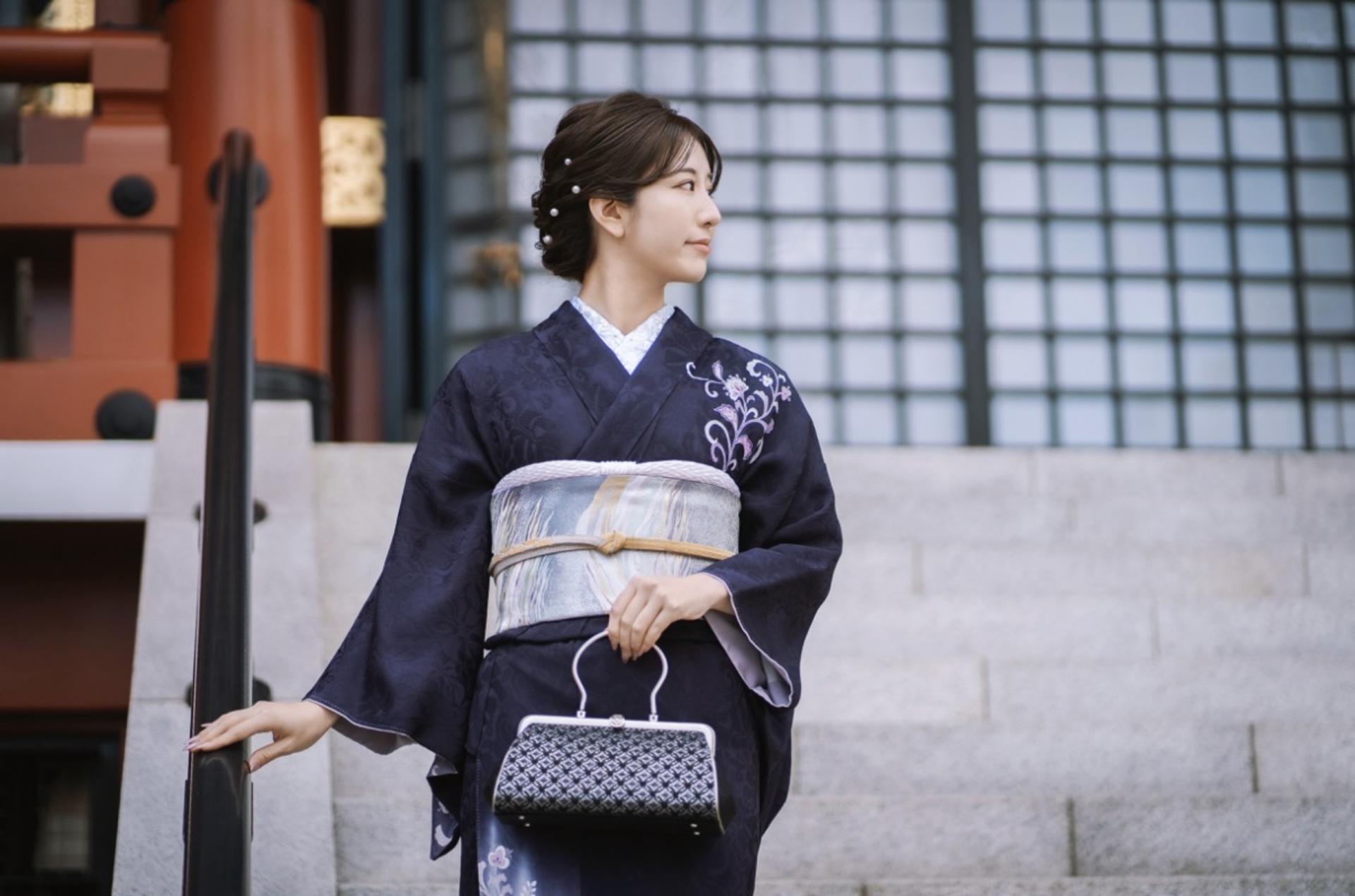 Asakusa Kimono Rental & Photography by KIMONO-U - Thumbnail 11